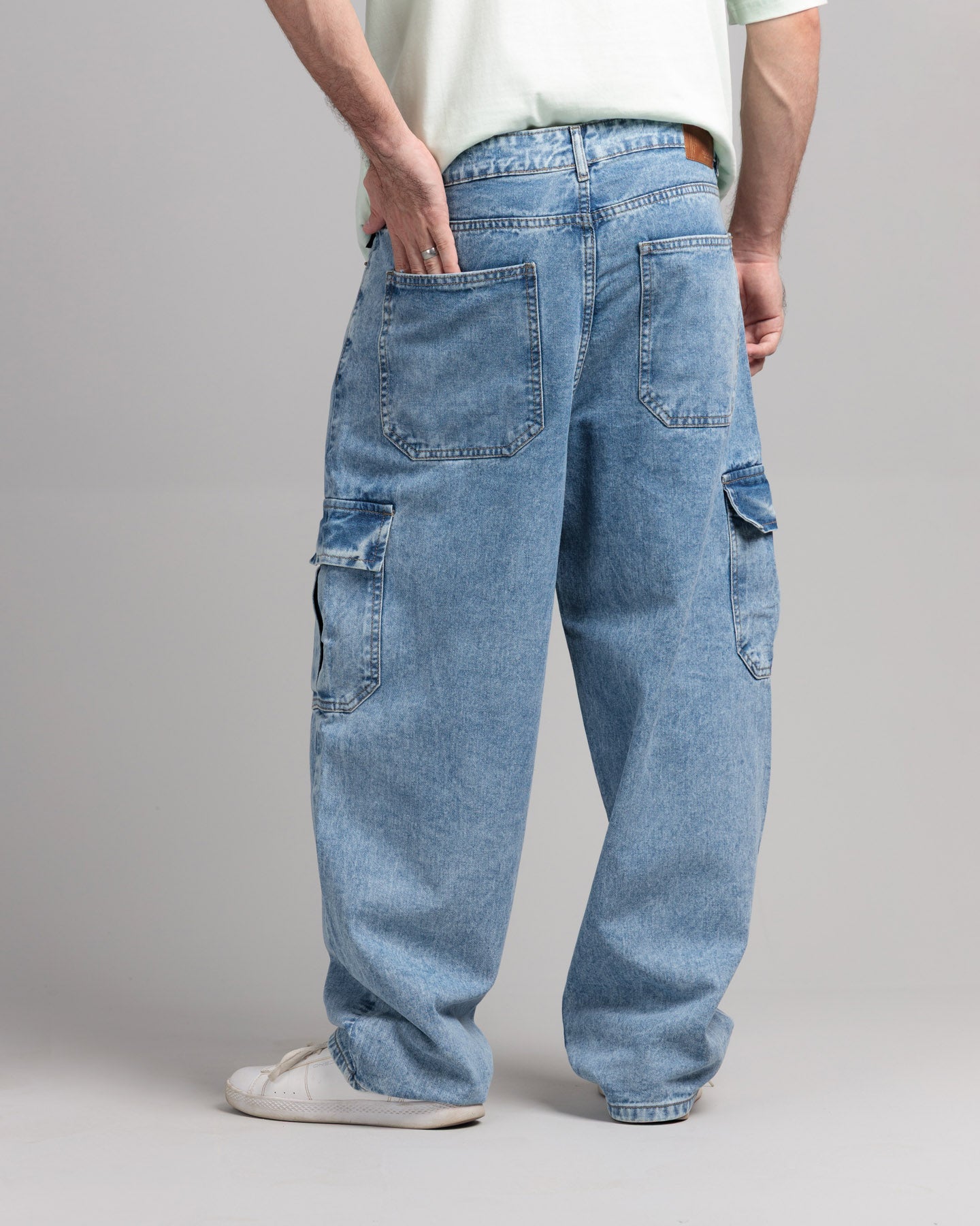 Men Skater Fit Cargo Denim Jeans - Ice Blue
