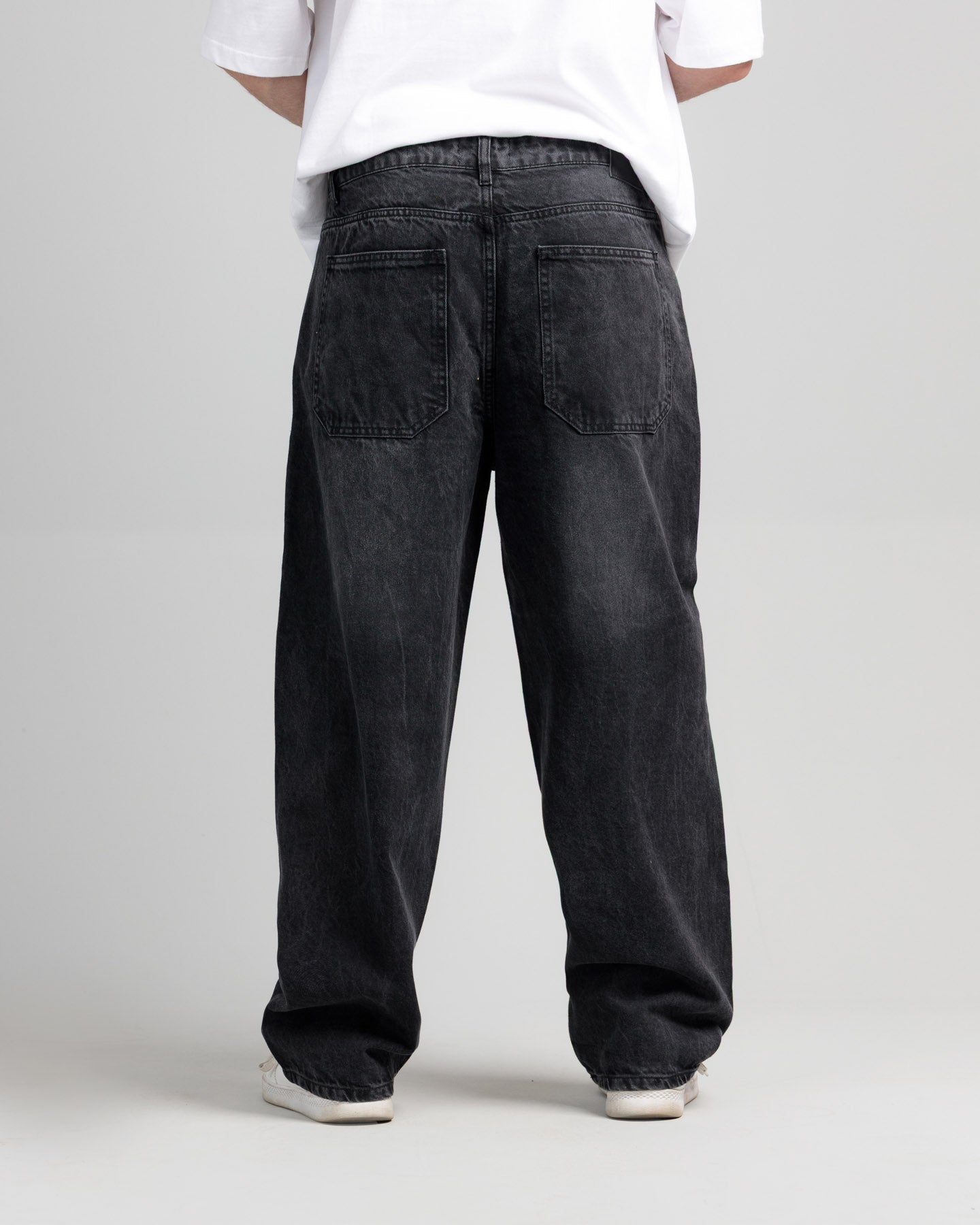 Men Skater Fit Cut & Sewn Jeans - Charcoal