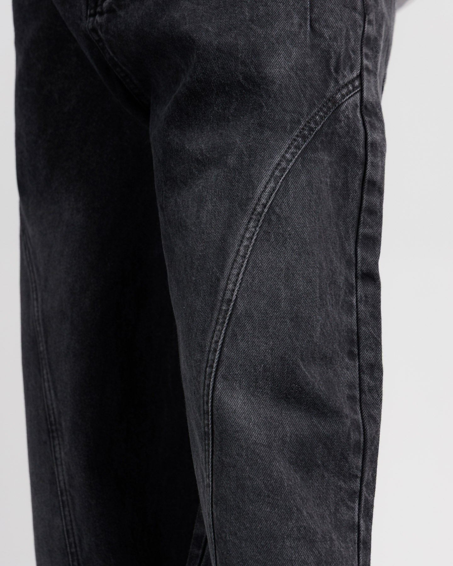 Men Skater Fit Cut & Sewn Jeans - Charcoal