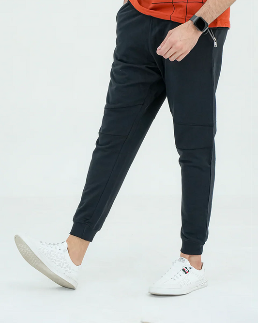 Black zip pocket pants