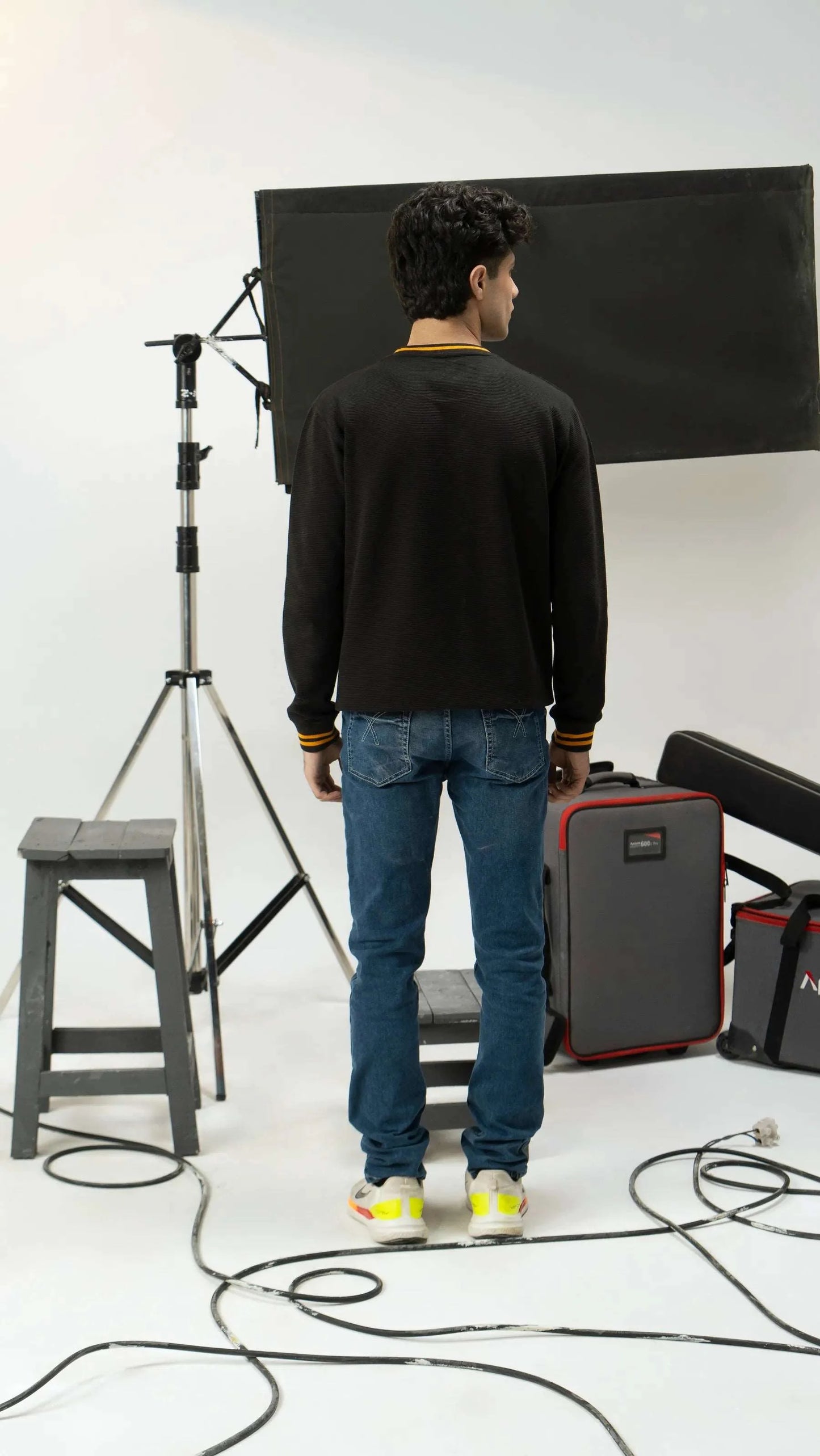 Men Regular Fit Sweatshirt - Black - Harwage