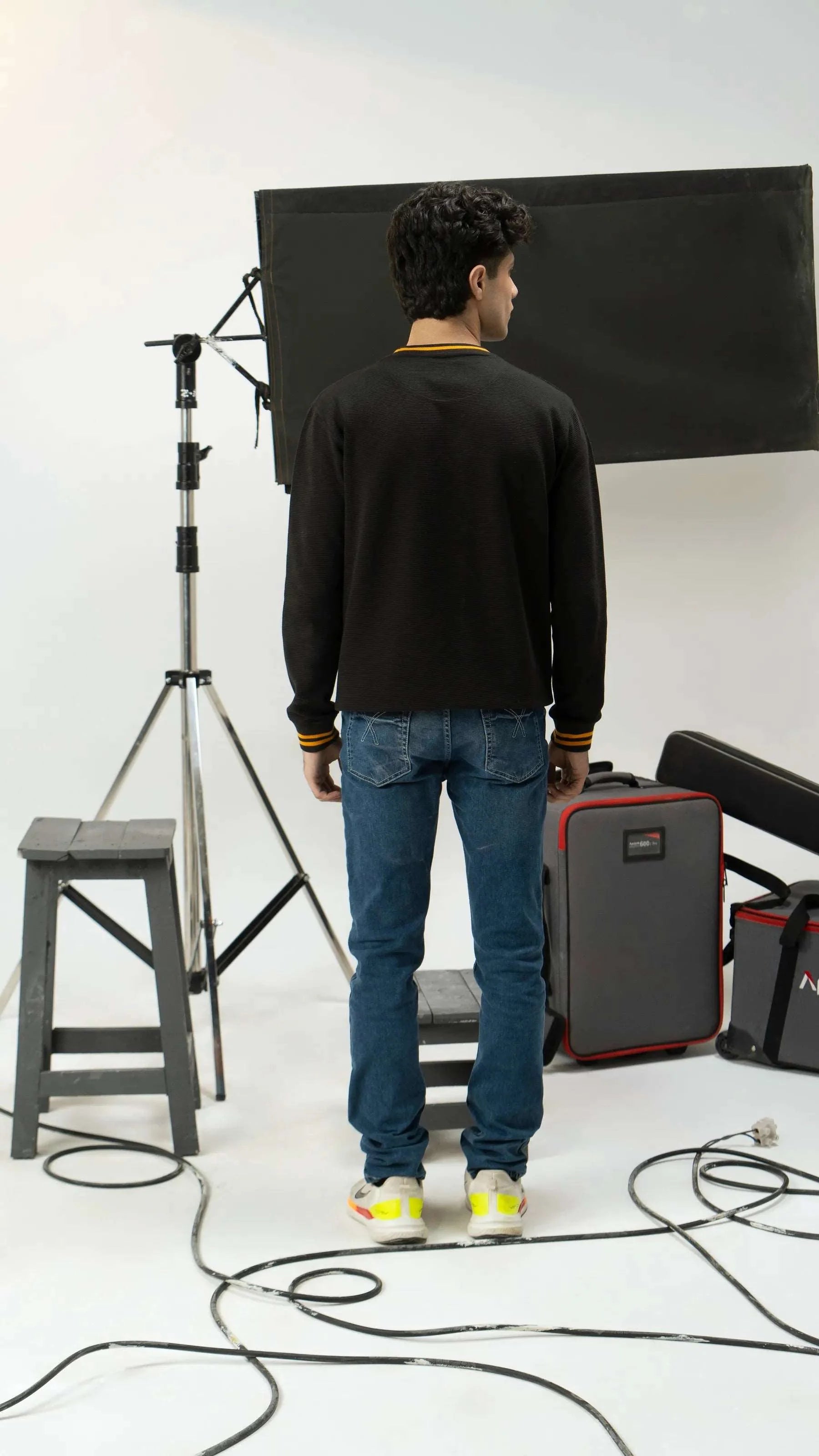 Men Regular Fit Sweatshirt - Black - Harwage