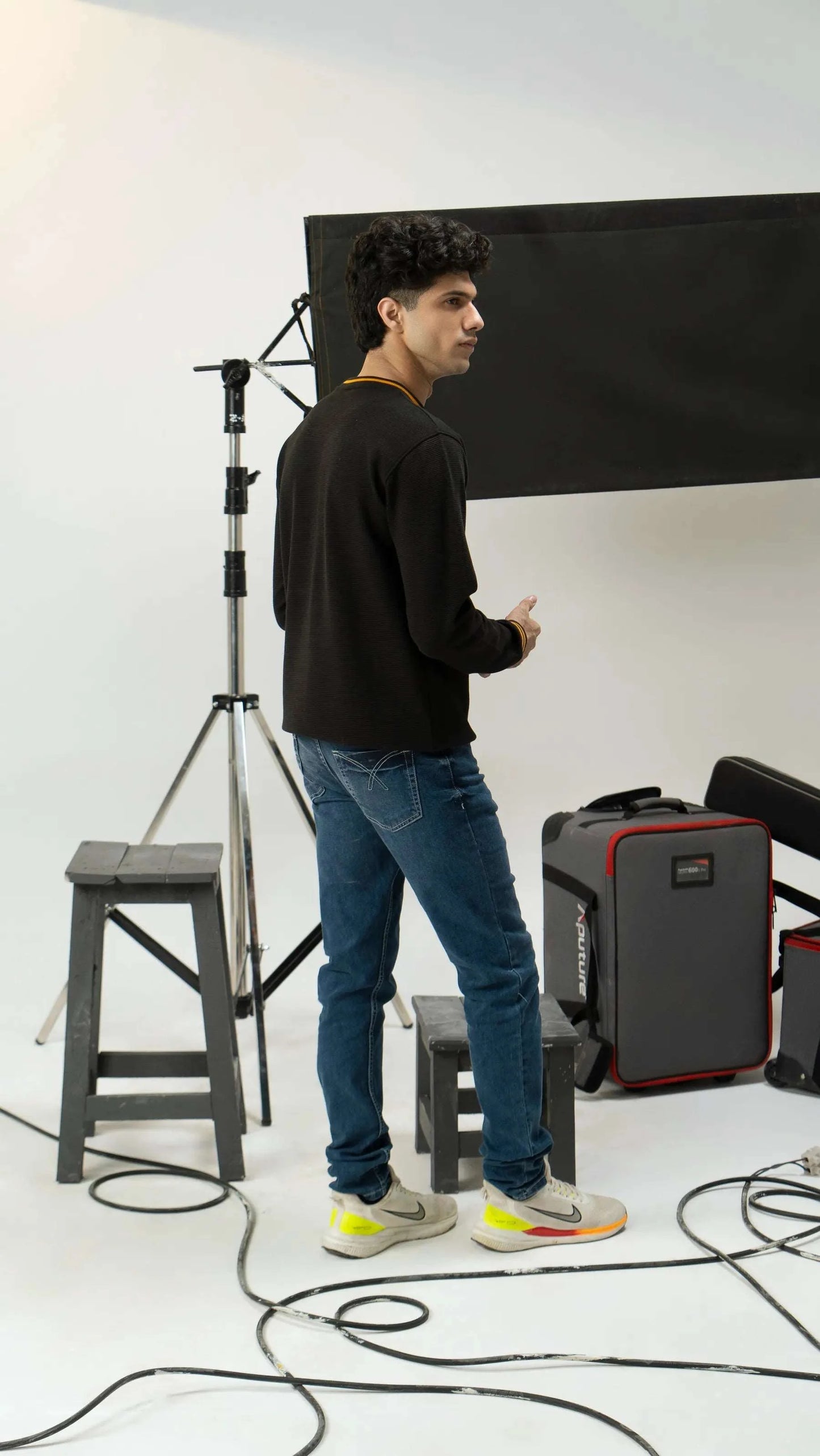 Men Regular Fit Sweatshirt - Black - Harwage