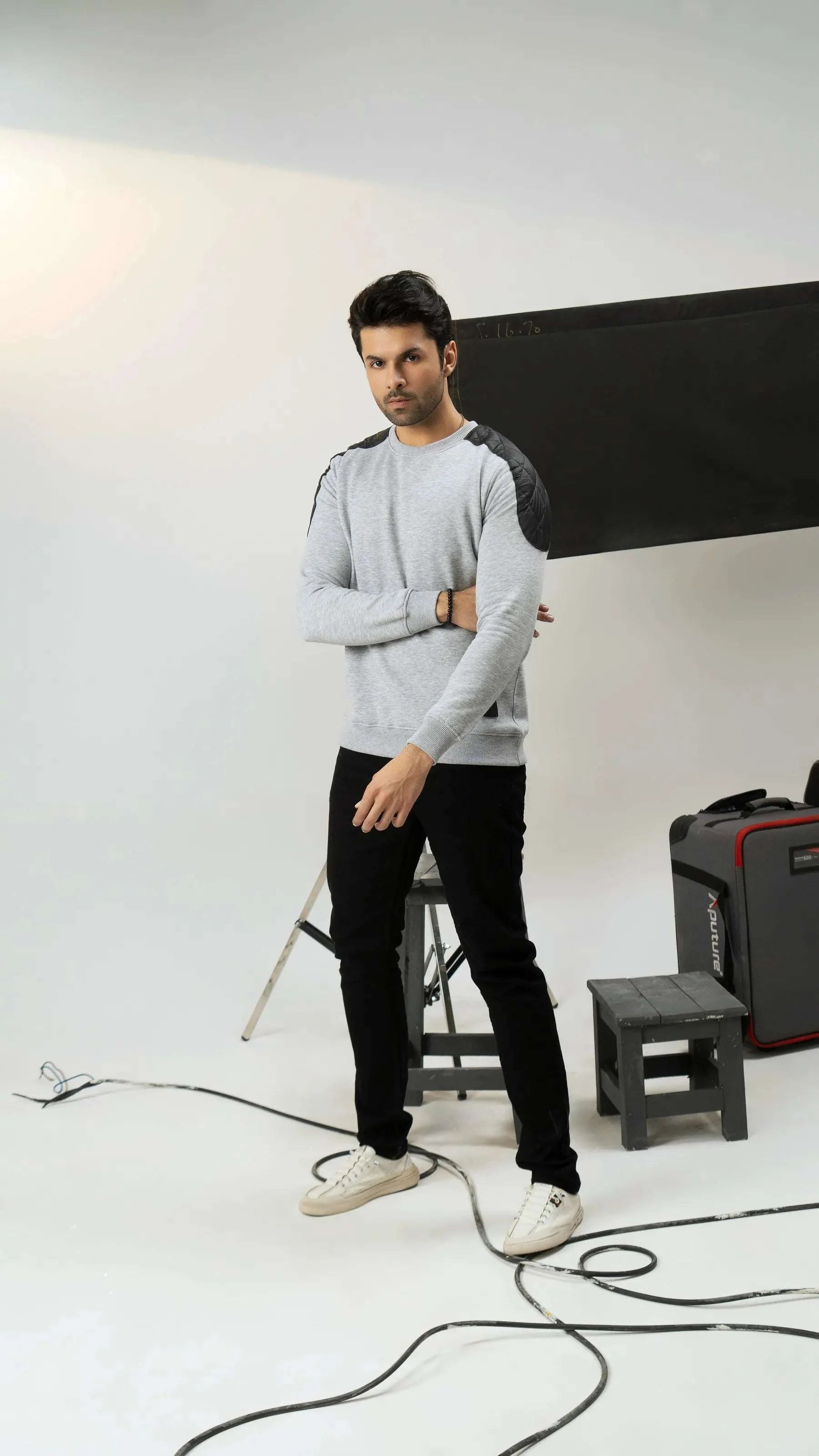 Men Regular Fit Sweatshirt - Gray - Harwage