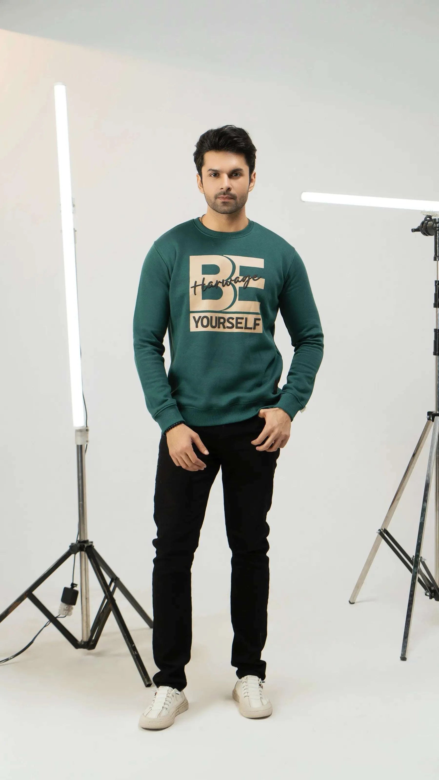Men Regular Fit Sweatshirt - Green - Harwage