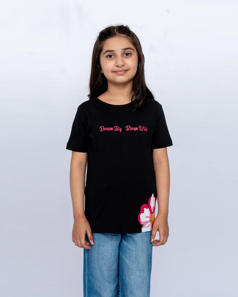 Girls Posing in Black Printed Graphic Tee Casual