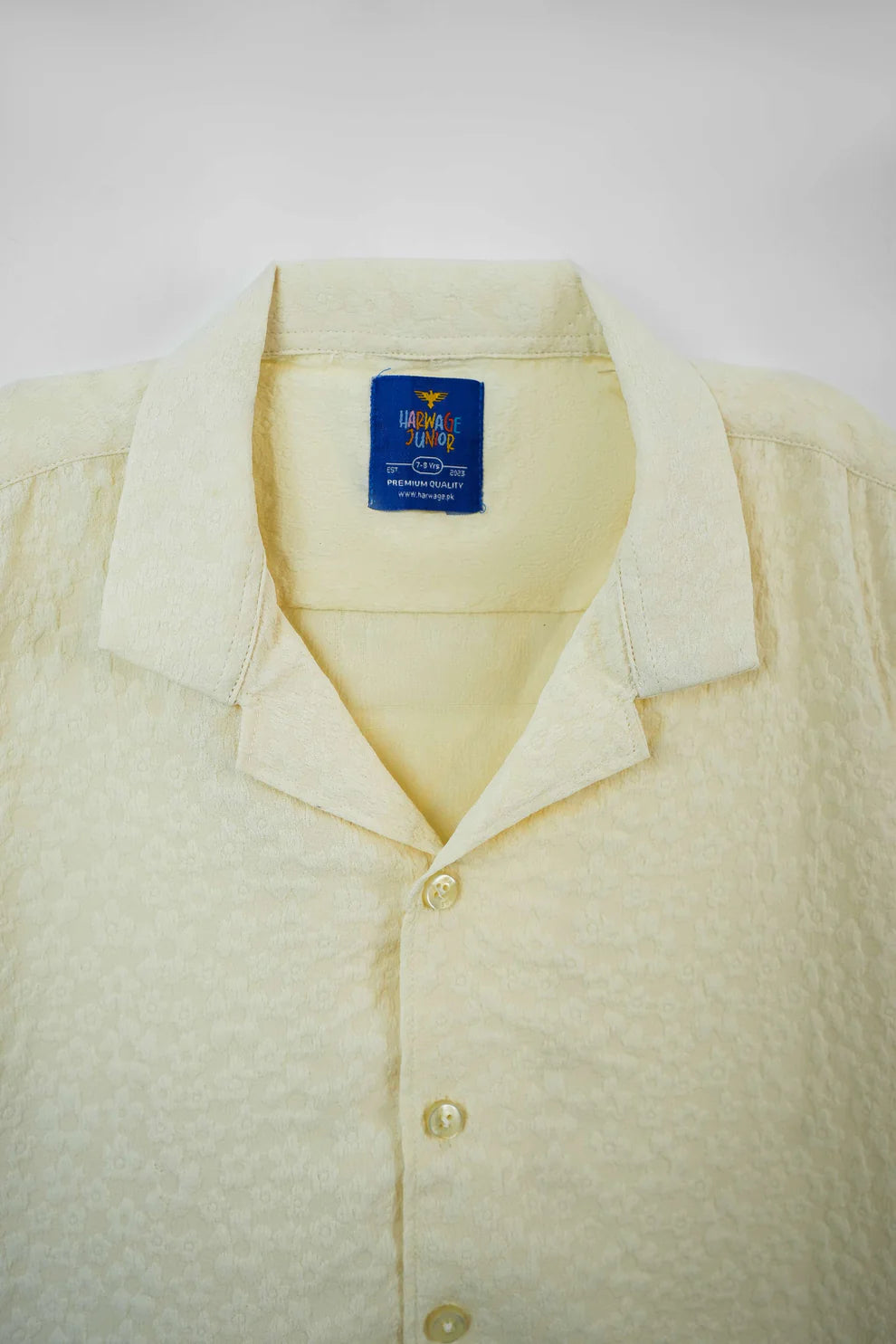 Off-white resort collar shirt