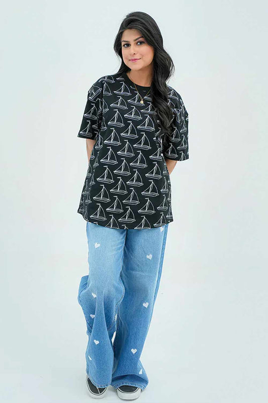 Women Graphic Oversized T-Shirt â Black