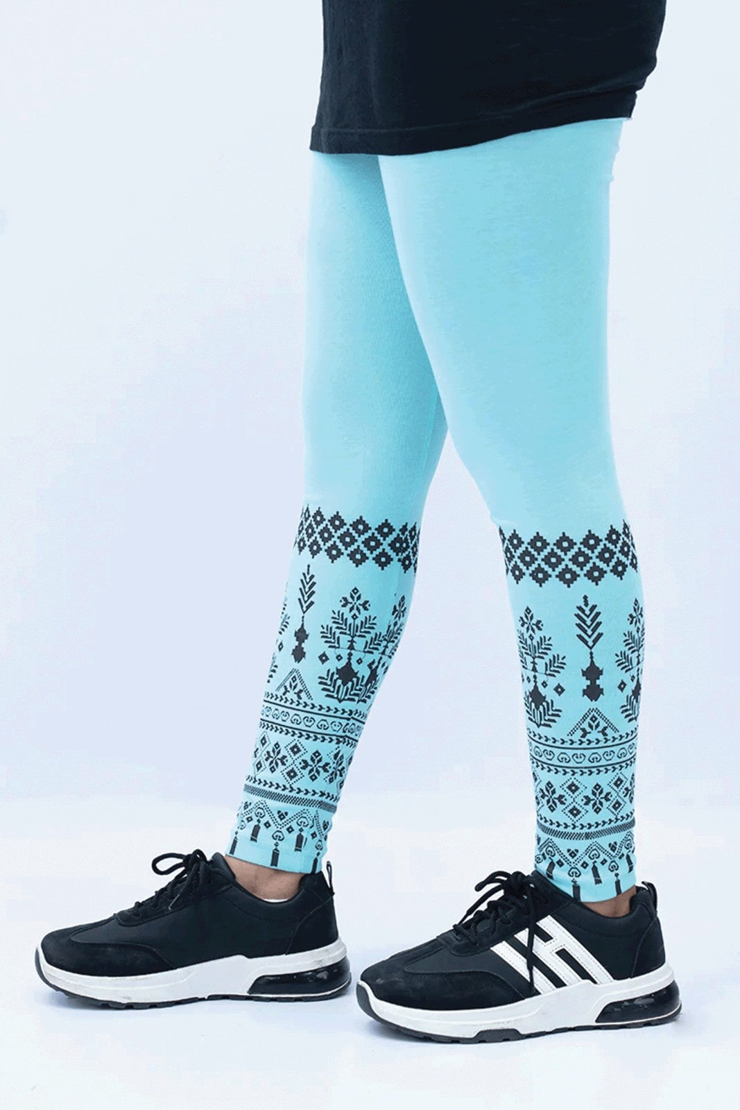 Women Printed Leggings ā Bright Sky Blue