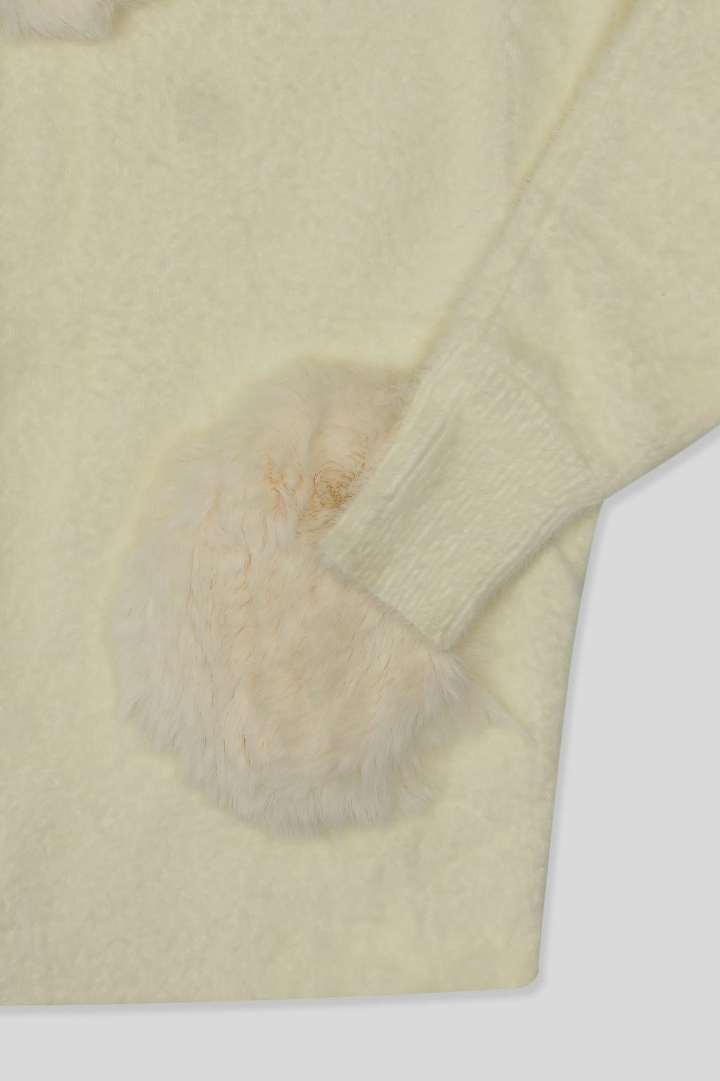 Off-White Wool Cardigan with a sleeve and pocket