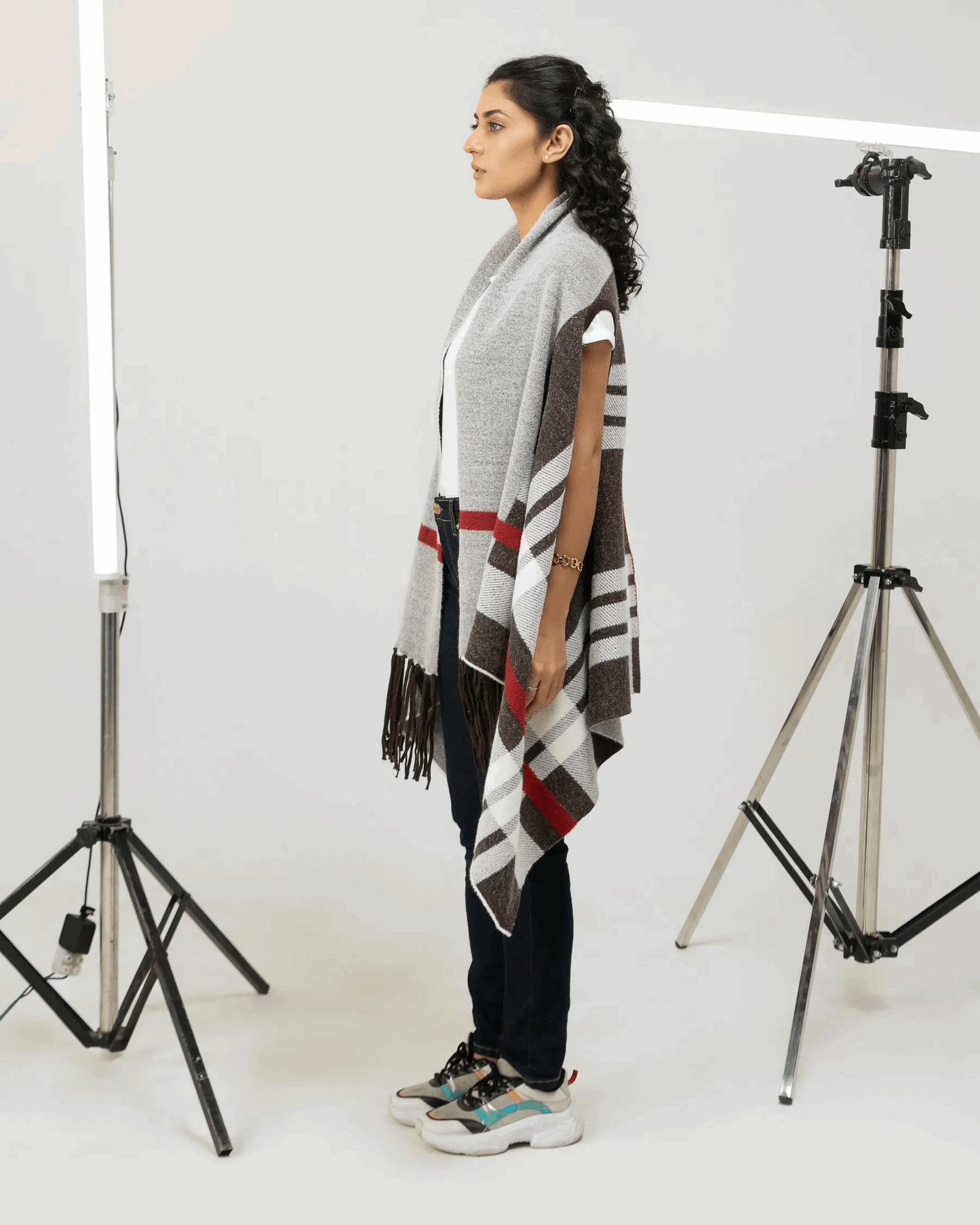 Women Regular Fit Sleeveless Shrug – Grey - Harwage