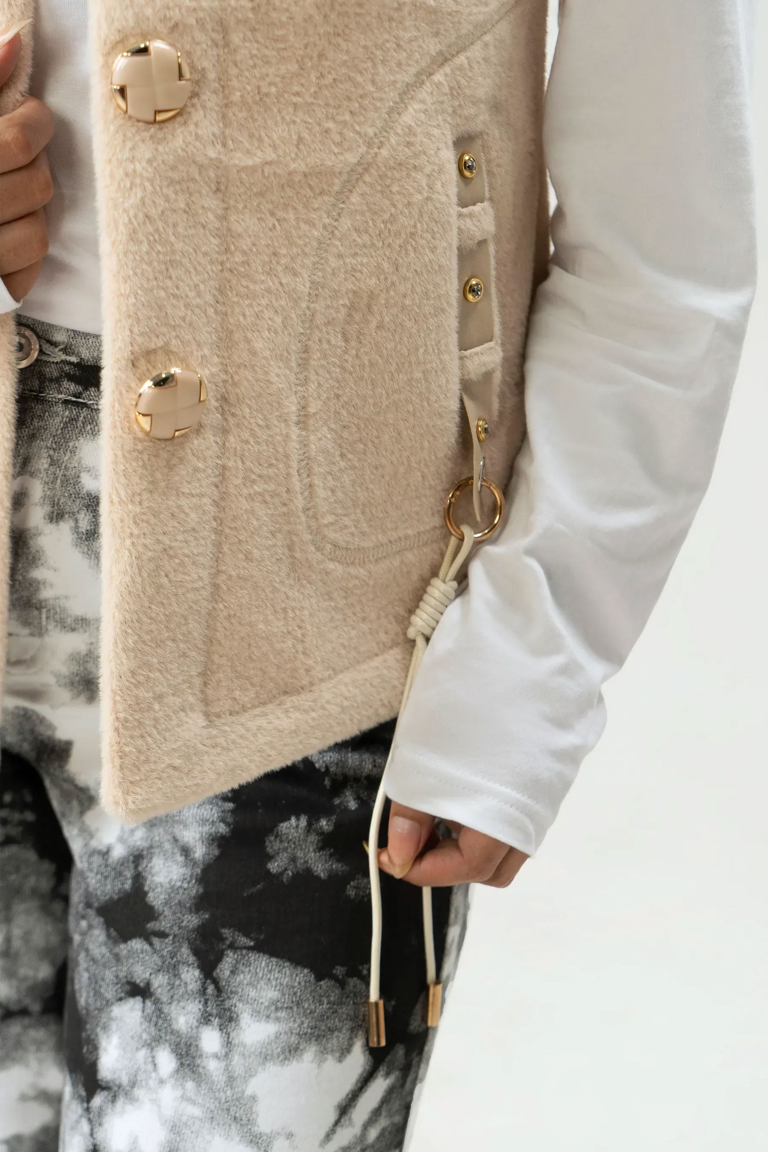 Women Rabbit Wool Sleeveless Coat - Beige