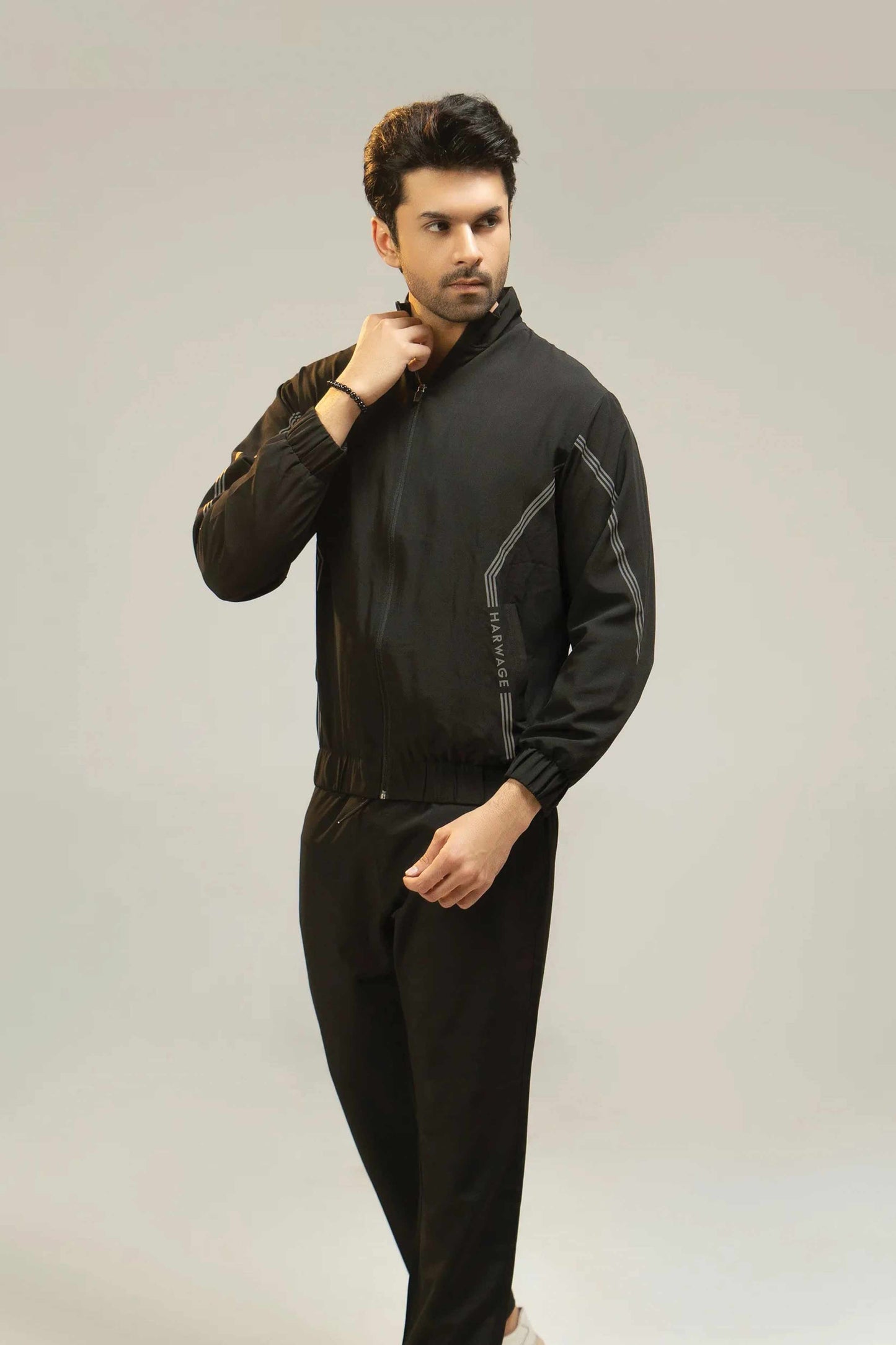 Men Regular Fit Tracksuit - Black