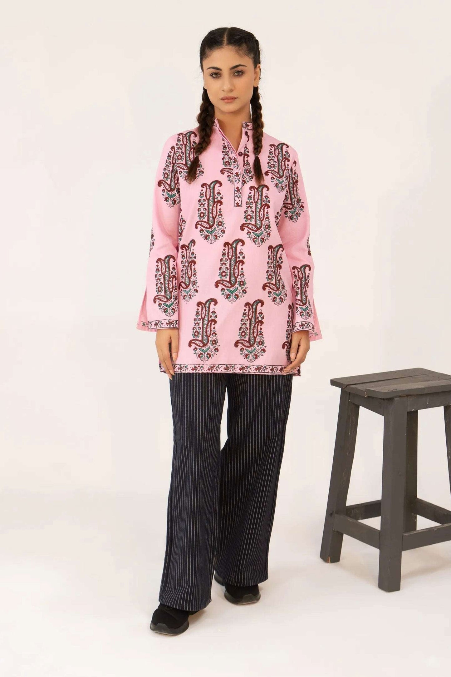 Women Printed Kurti - Pink