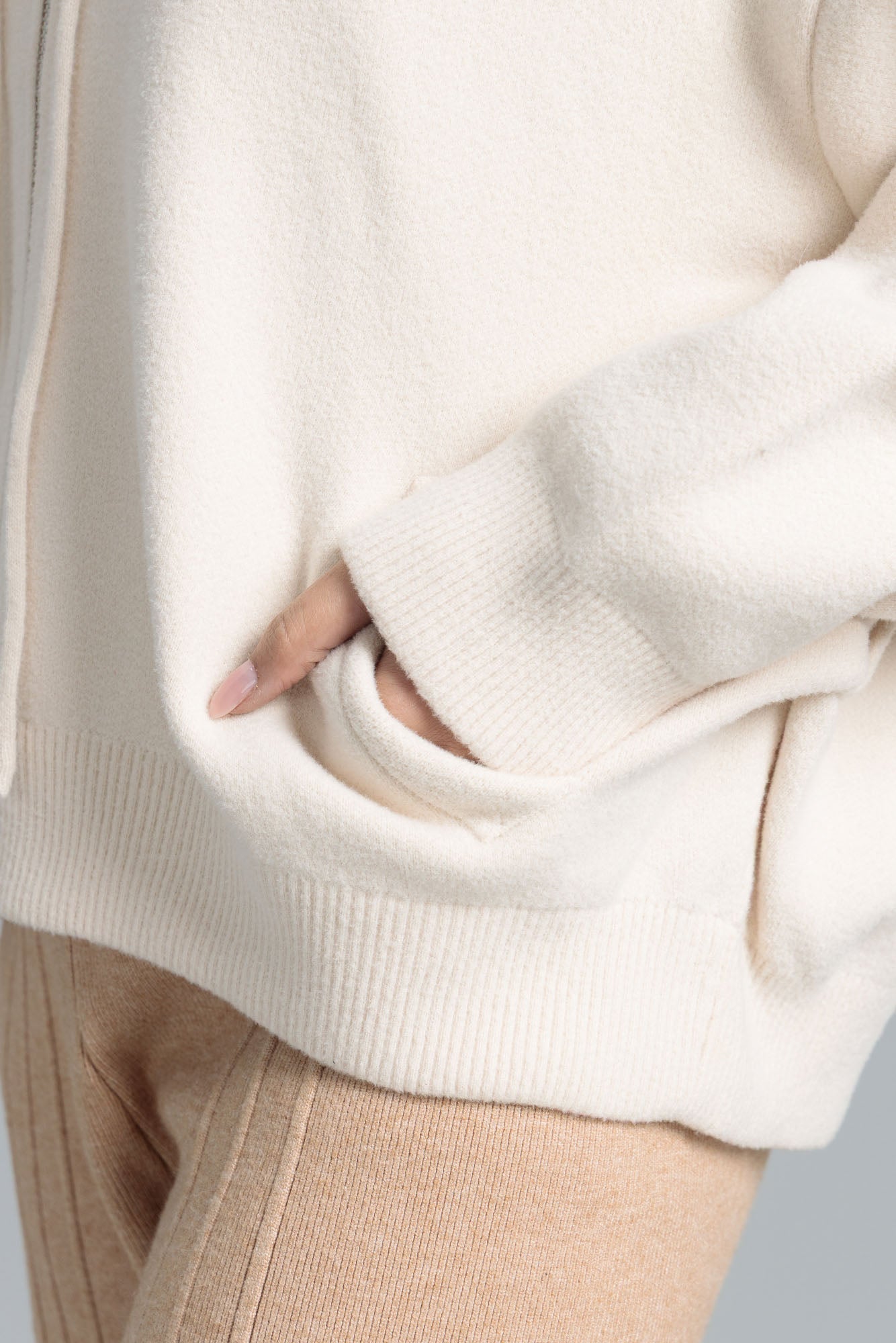 Women’s Wool Cardigan - Off White