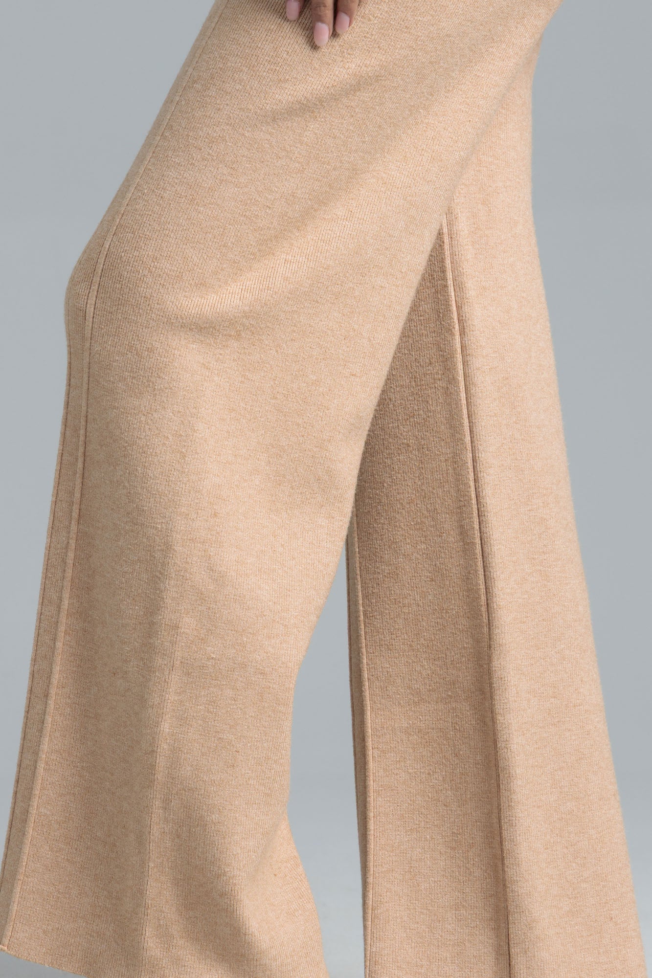 Women’s Wool Knit Trousers - Beige