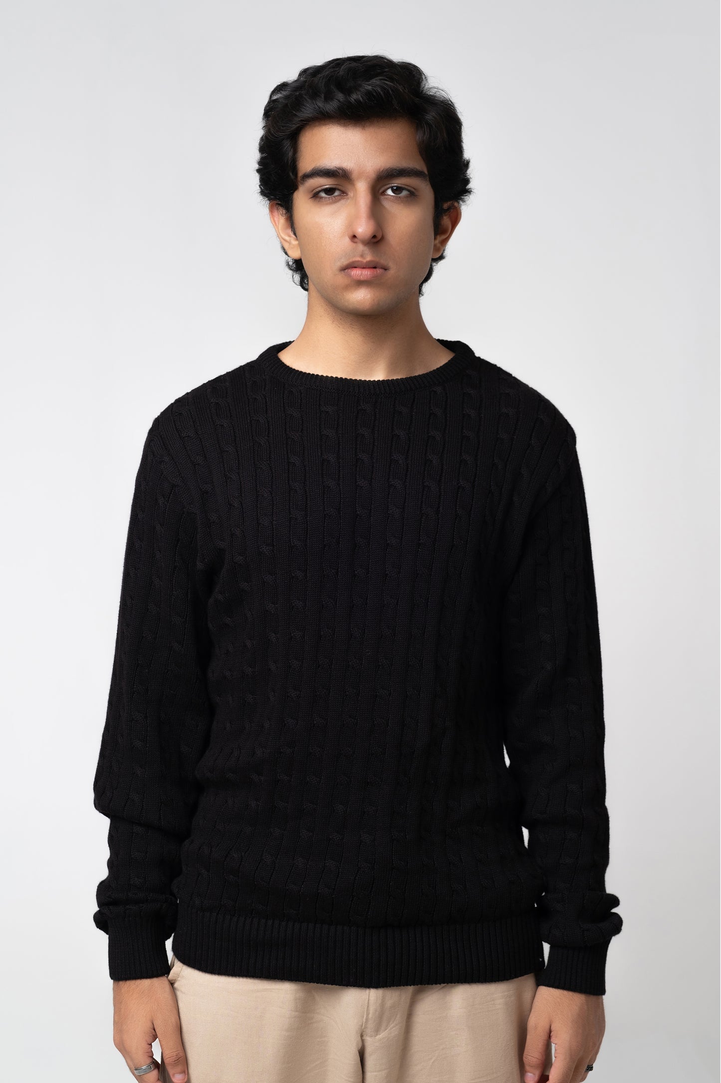 Men’s Crew Neck Cable Knit Sweater - Black