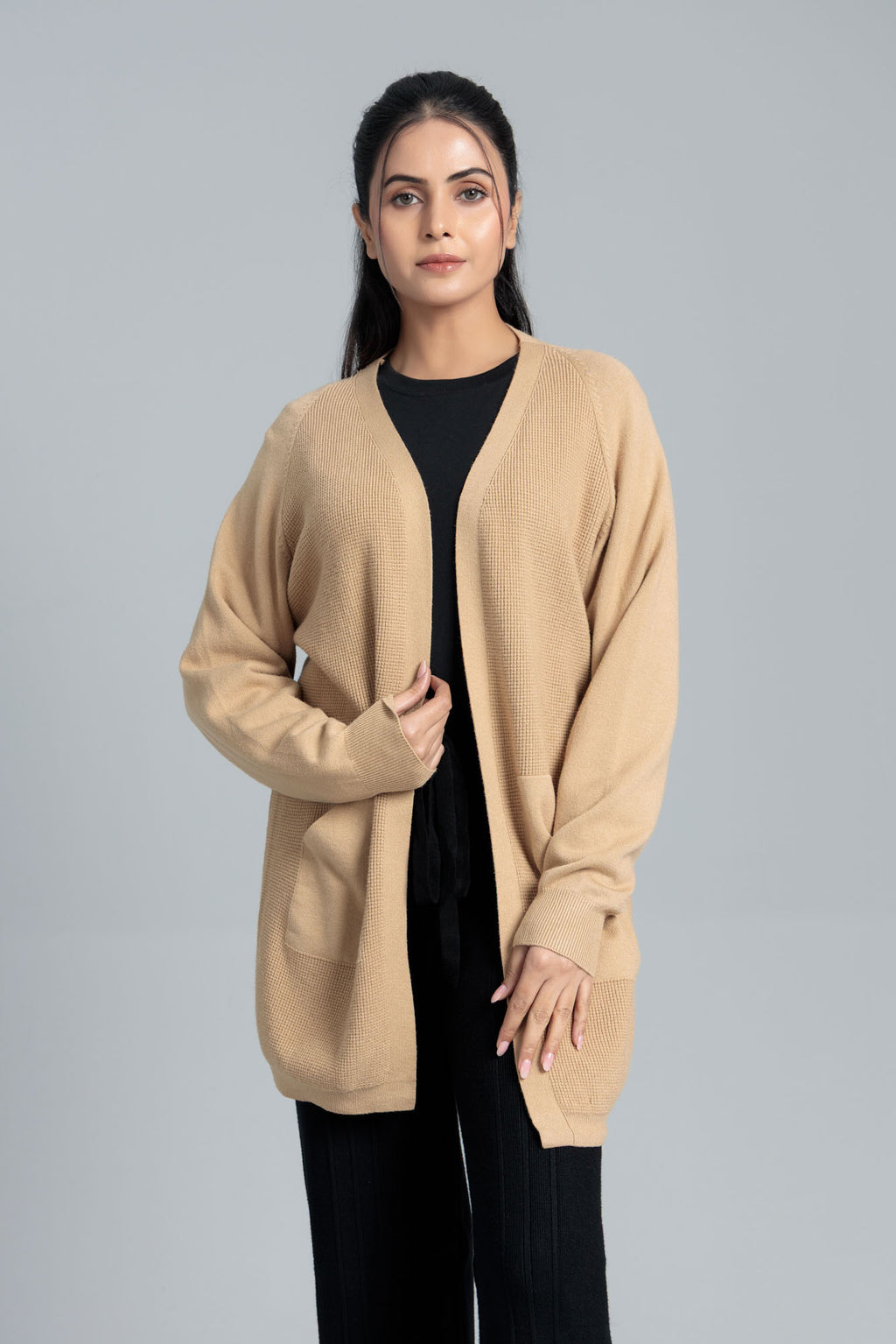 Women’s Acrylic Wool Cardigan - Wheat