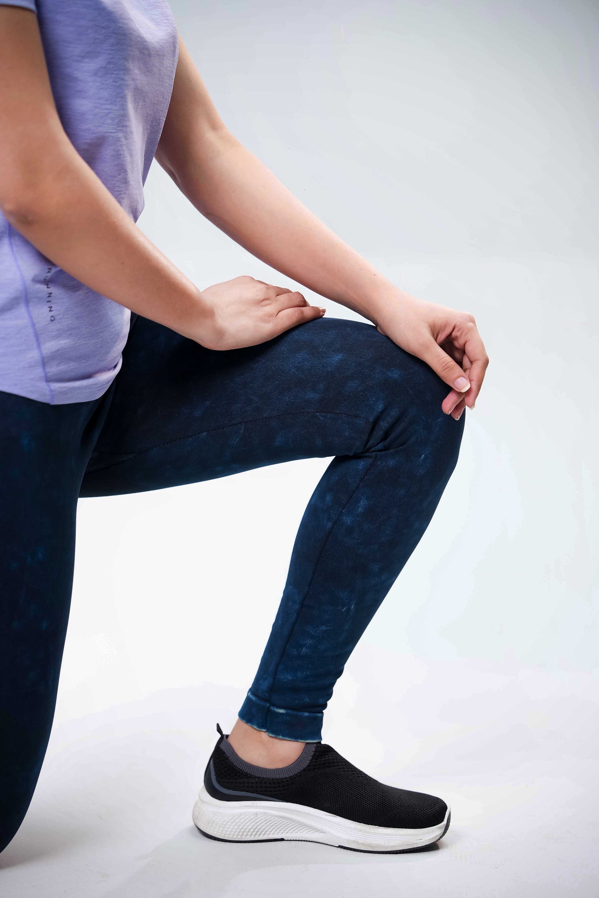 Women Cold Wool Leggings  - Black