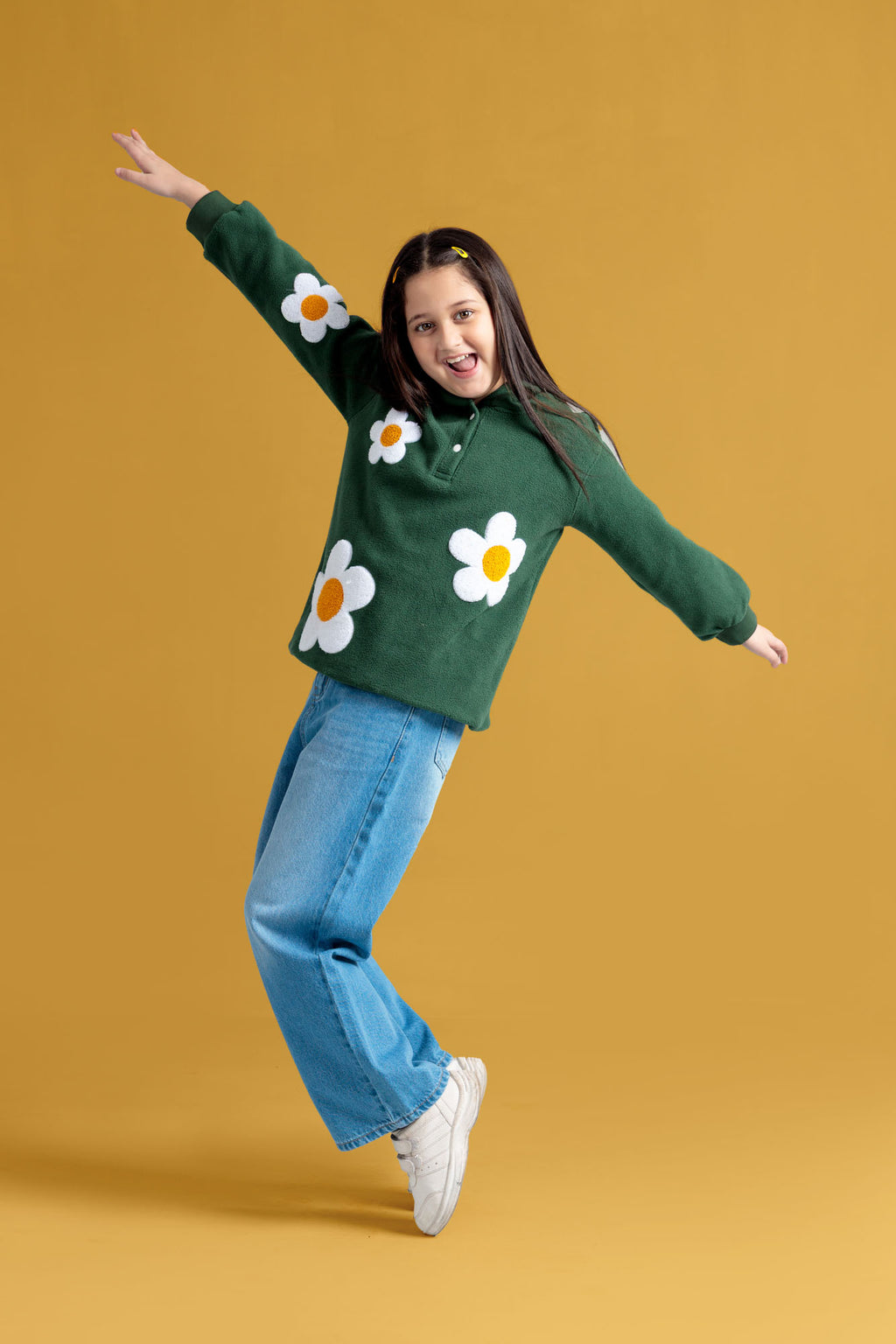 Junior Girls Pullover Hoodie