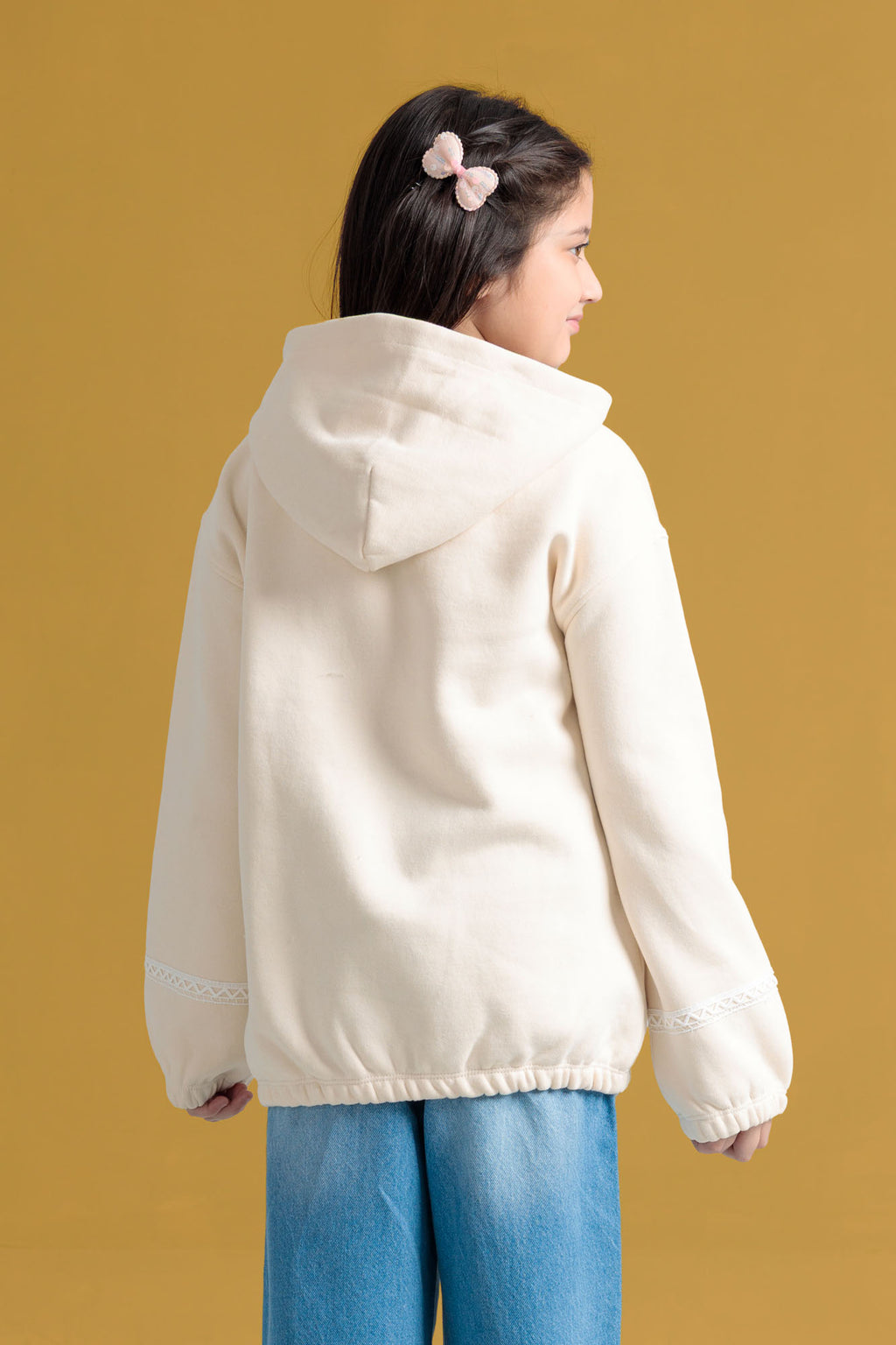 Junior Girls Pullover Hoodie