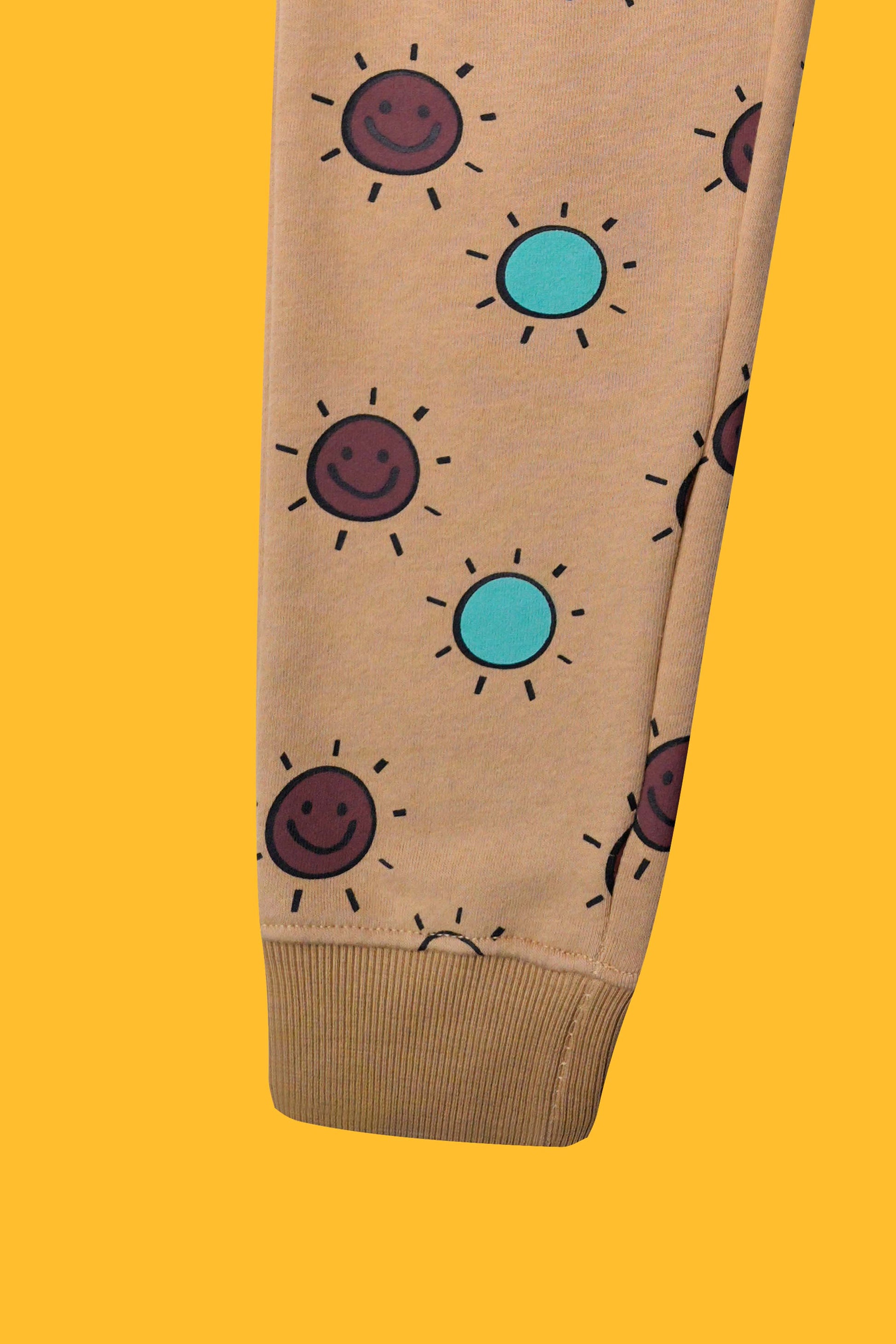 Junior Boys Two-Piece Outfit - Apricote Gelato