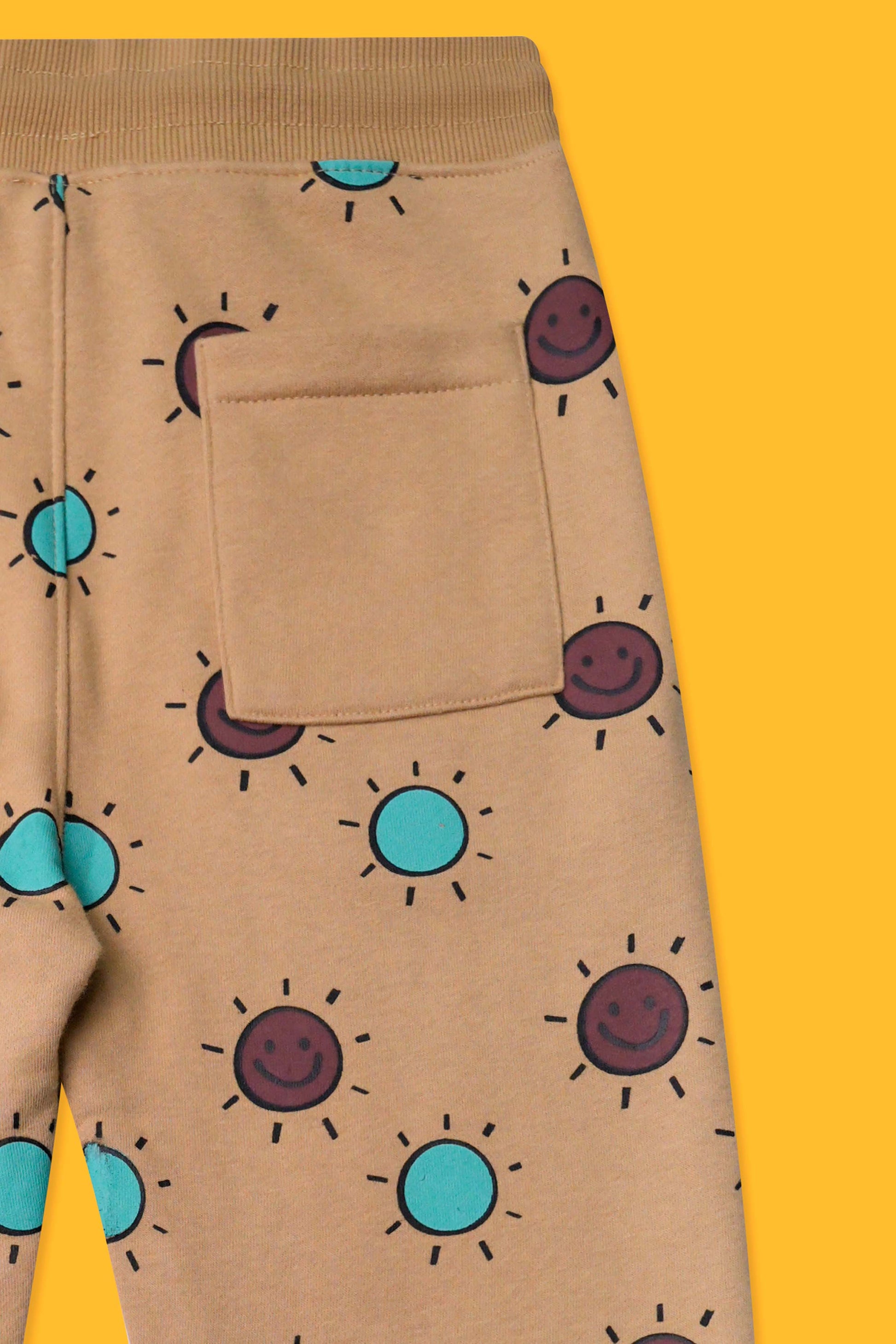 Junior Boys Two-Piece Outfit - Apricote Gelato