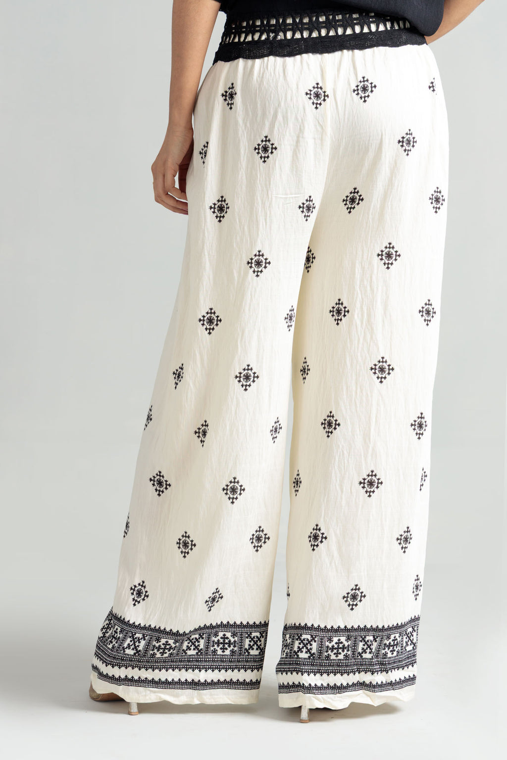 Women Luxe Viscose Trouser - Off White