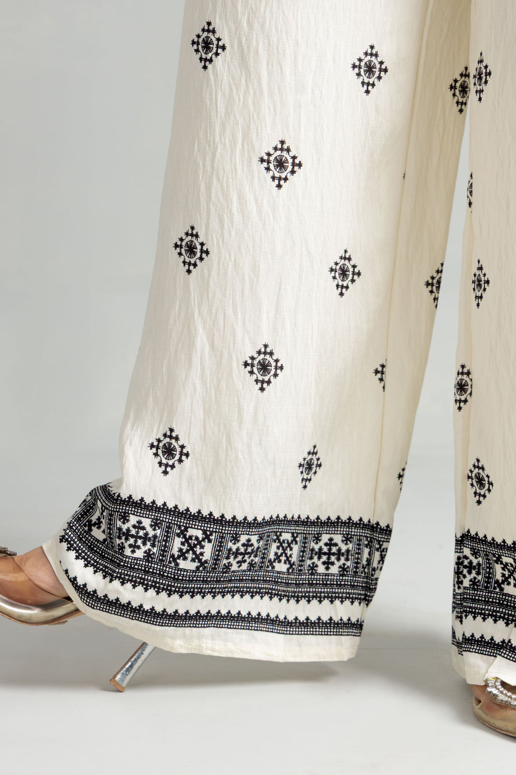 Women Luxe Viscose Trouser - Off White