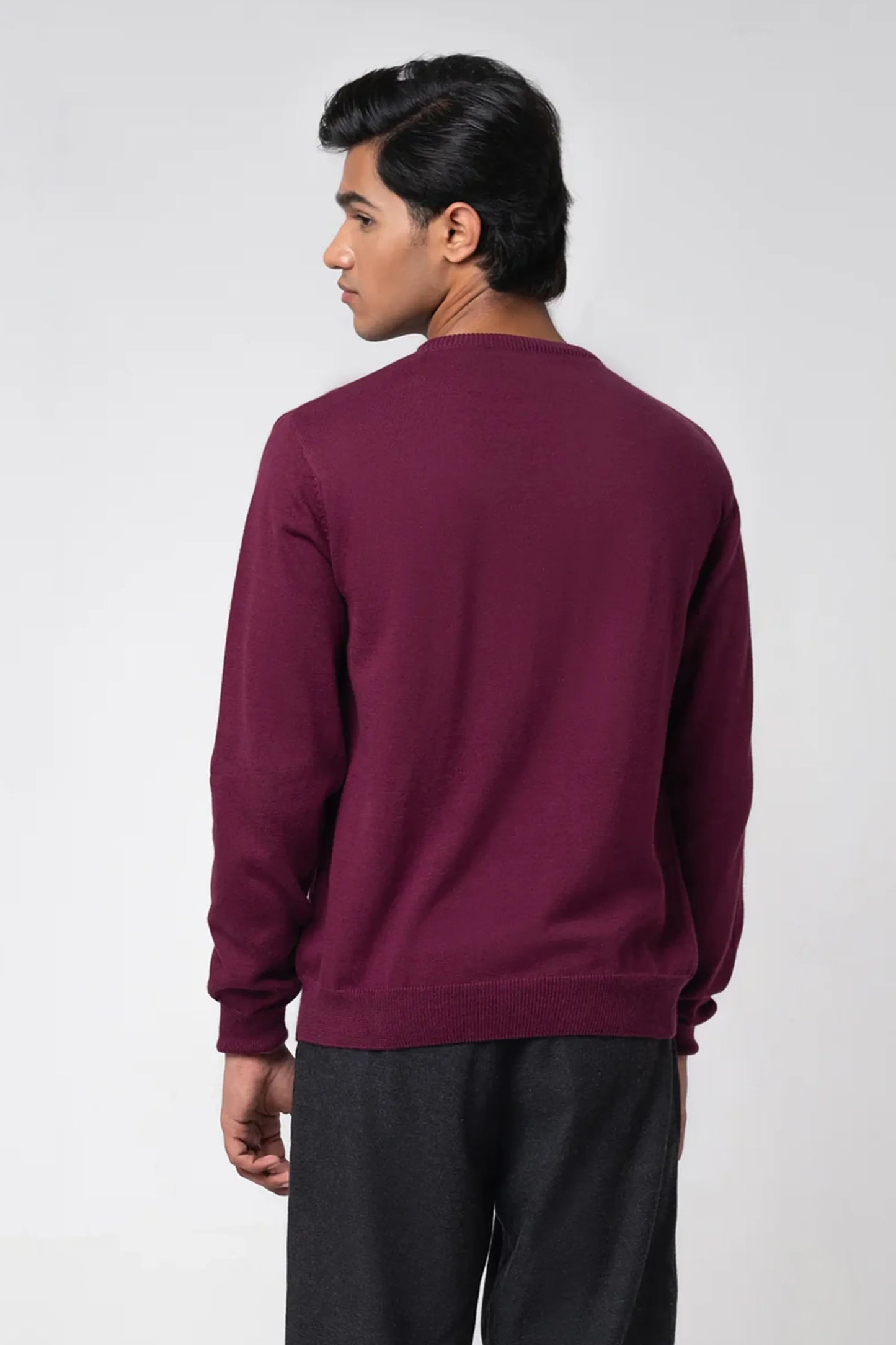 Back standing view of crew neck sweater maroon from behind