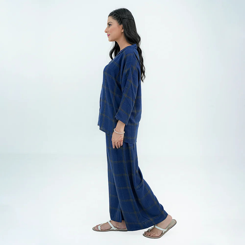 Side angle of a blue checkered women’s co-ord set