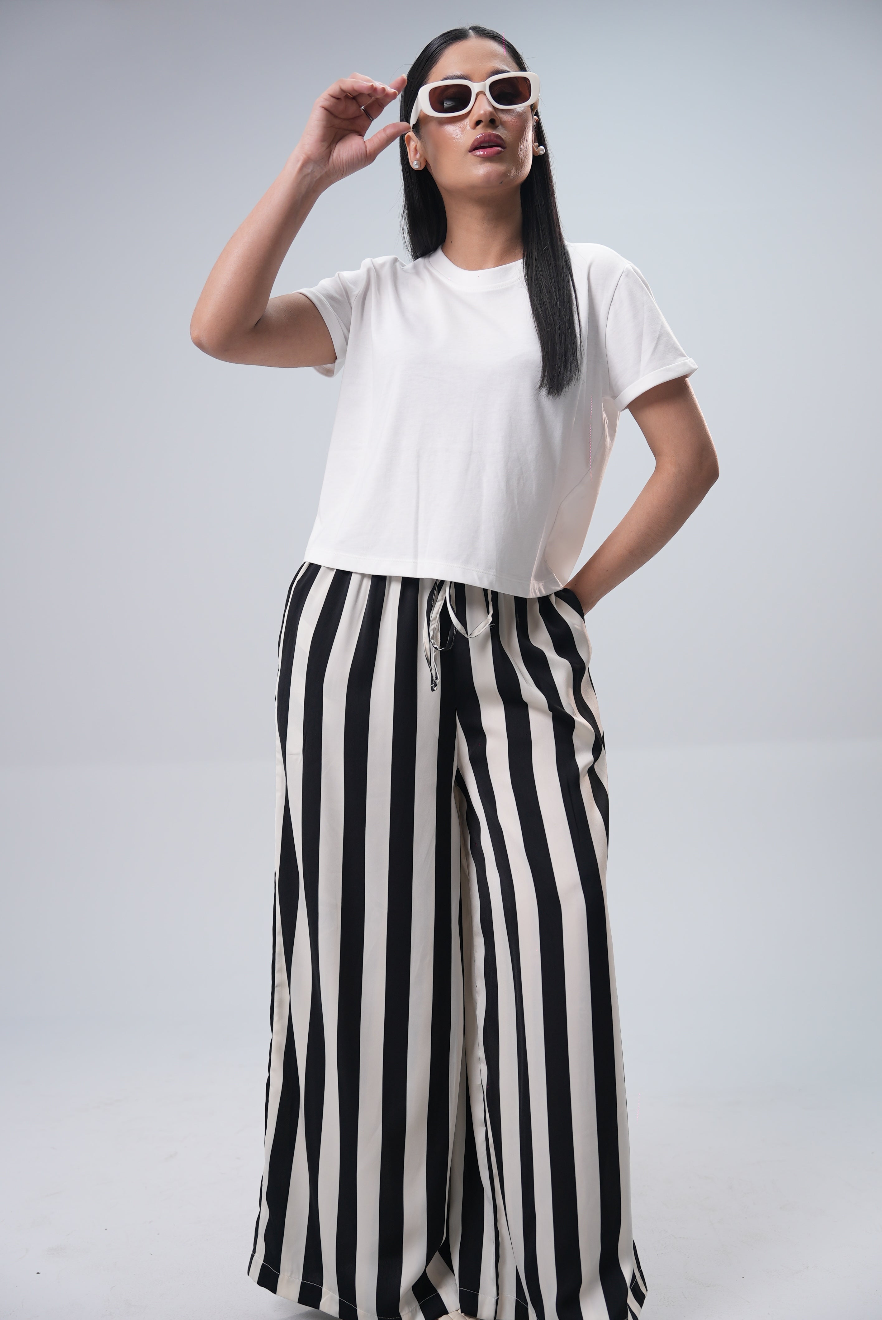 Women Elite Flow Trouser - Black & White