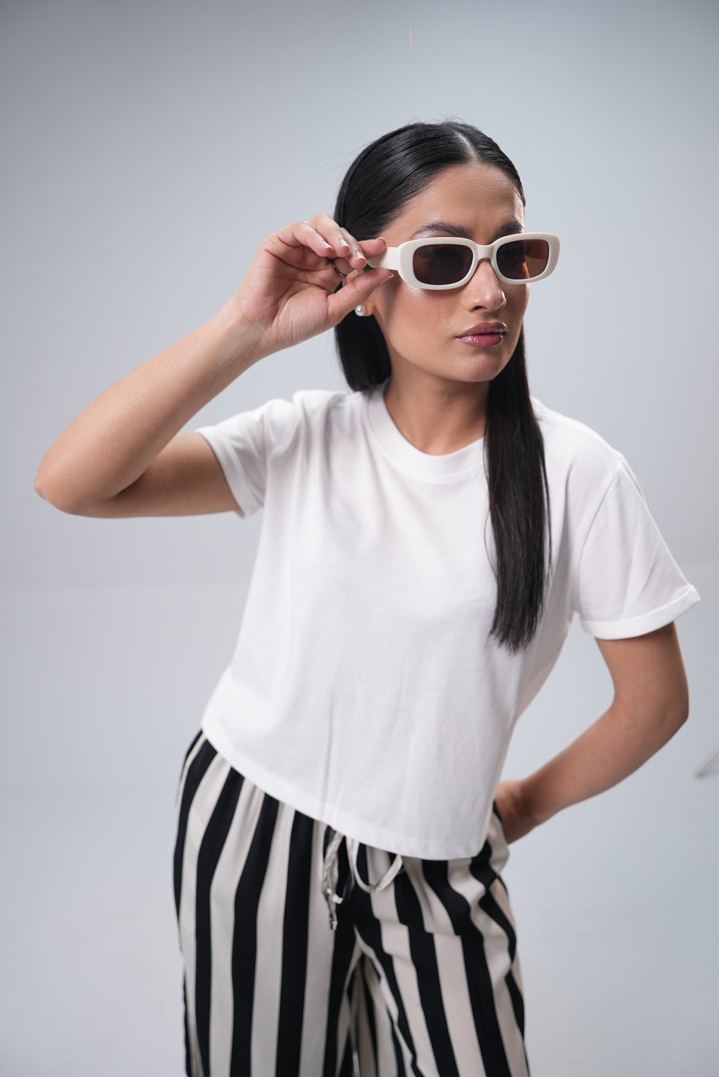 Women Elite Flow Trouser - Black & White