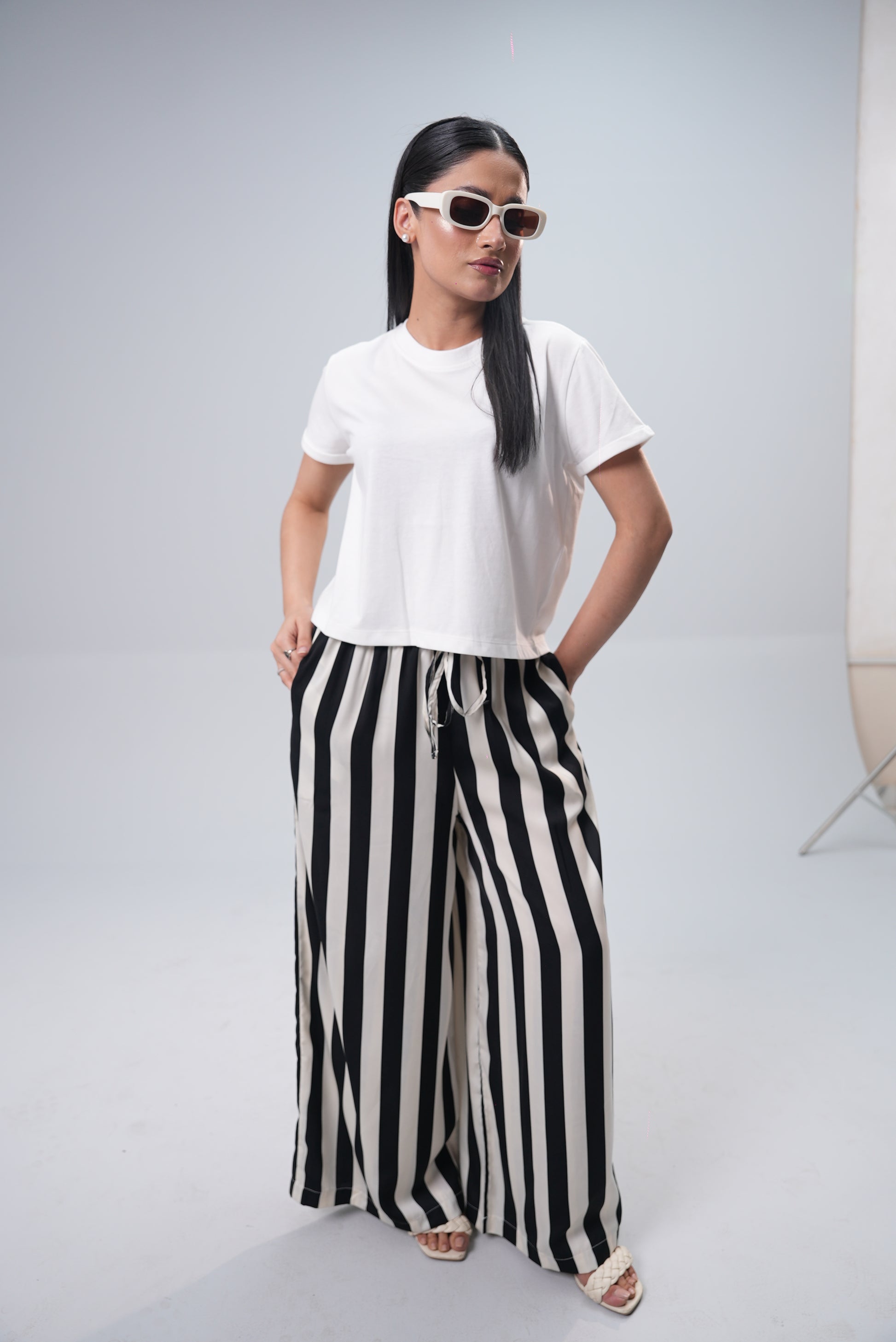 Women Elite Flow Trouser - Black & White