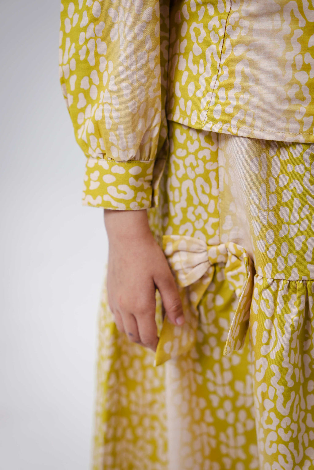 Little Girls Skirt & Shine Set – Dusty Yellow