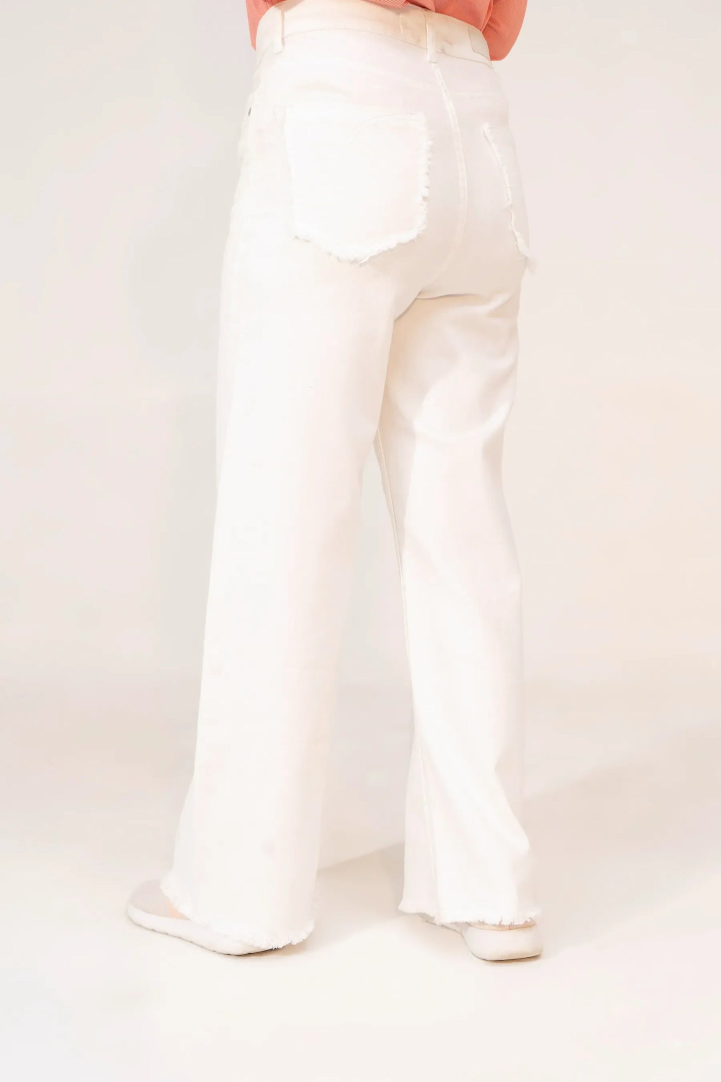 Women Wide Leg Jeans - White - Harwage