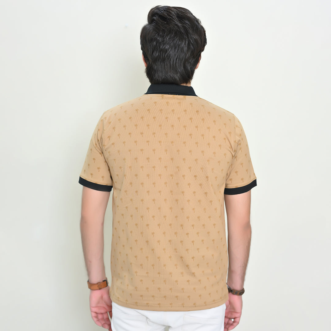 Men Graphic Collar T-Shirt – Beige - Harwage