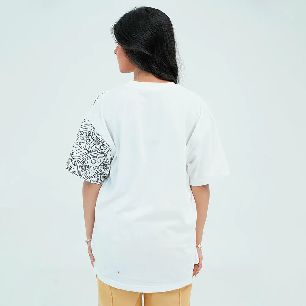 Women Graphic Oversized T-Shirt – White - Harwage