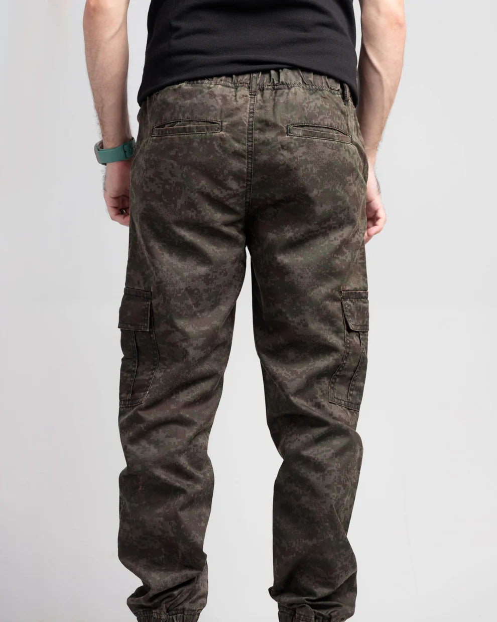 Green camo stretch trousers