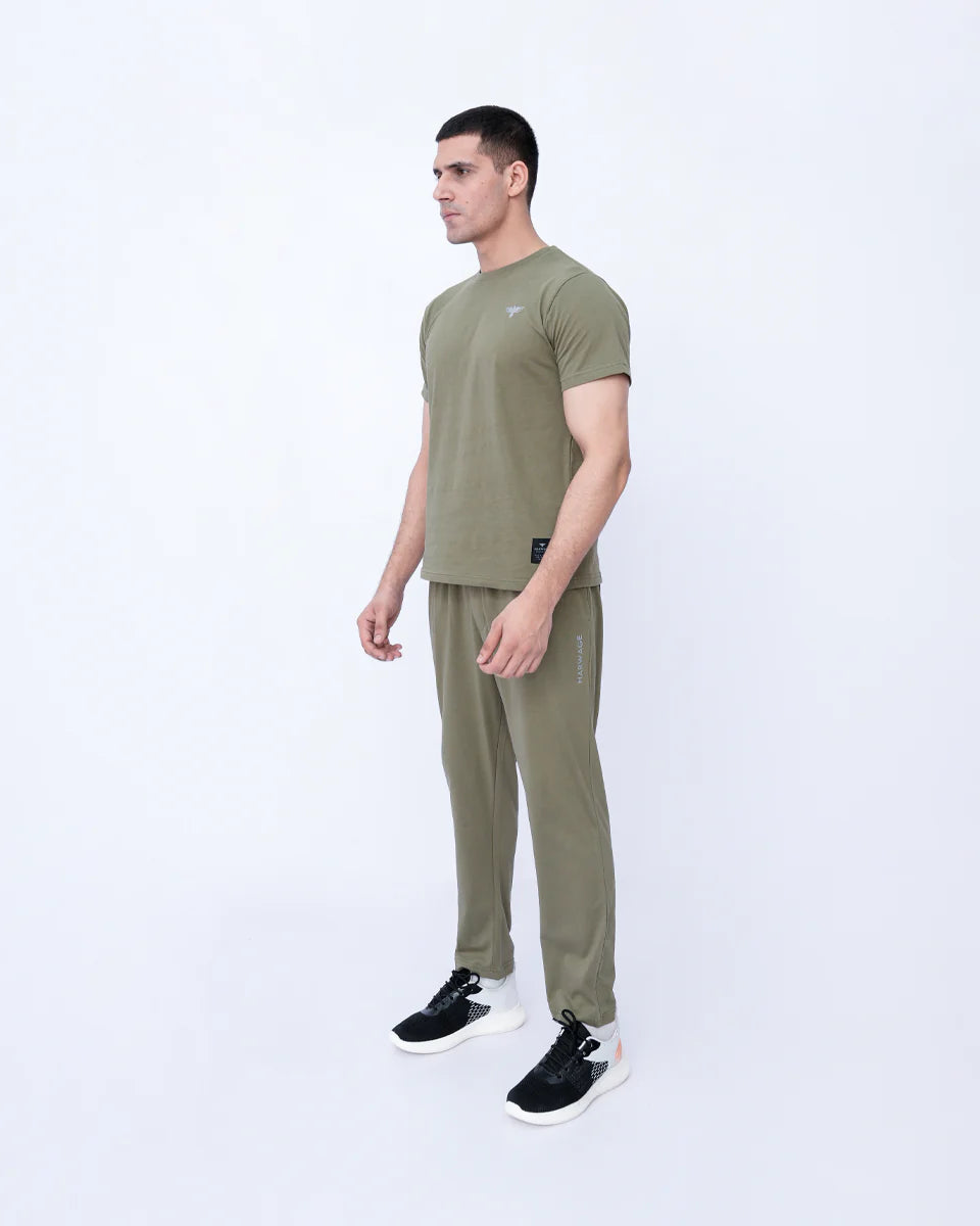 Green solid co-ord set side view