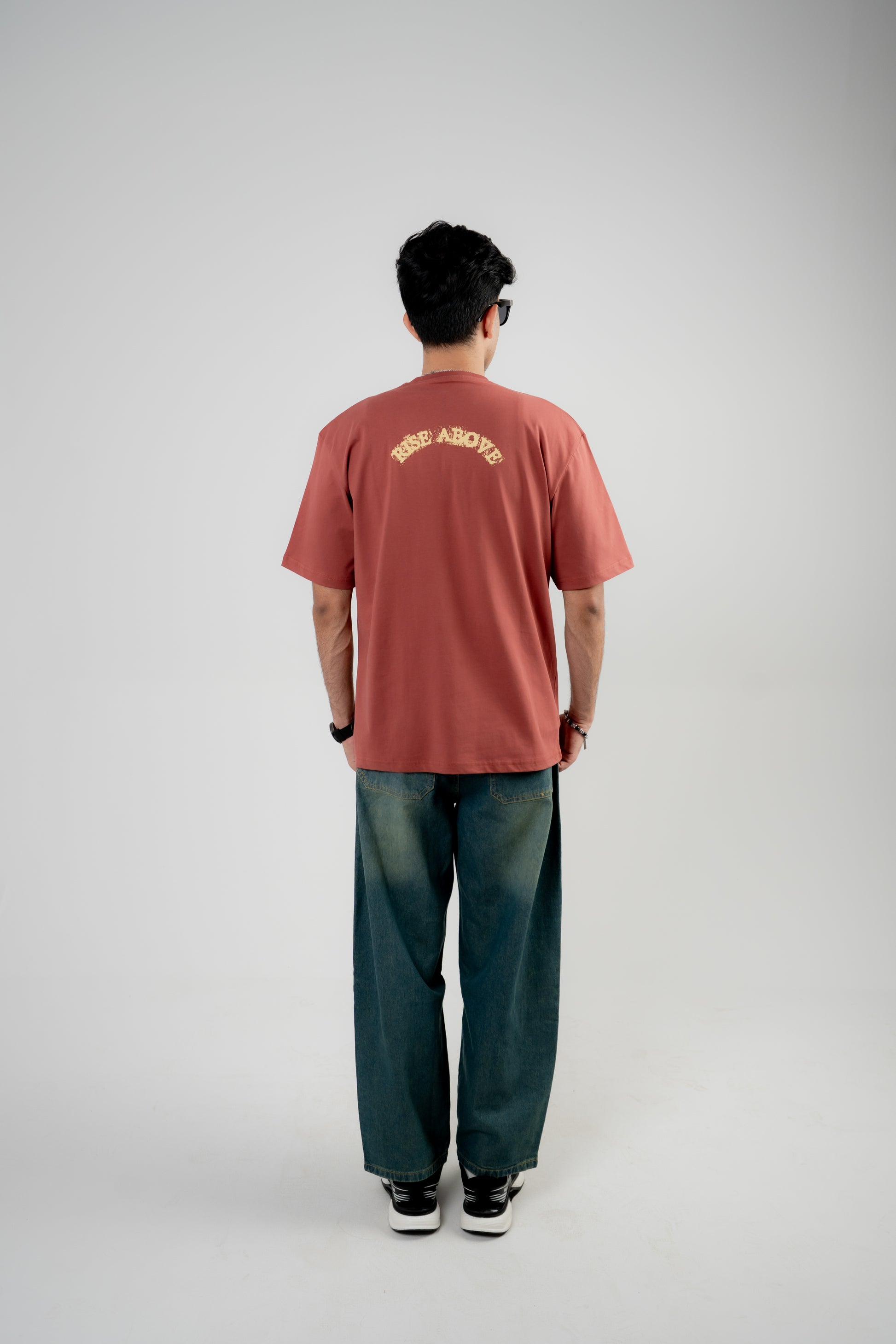 Men's Graphic T-Shirt – Barn Red