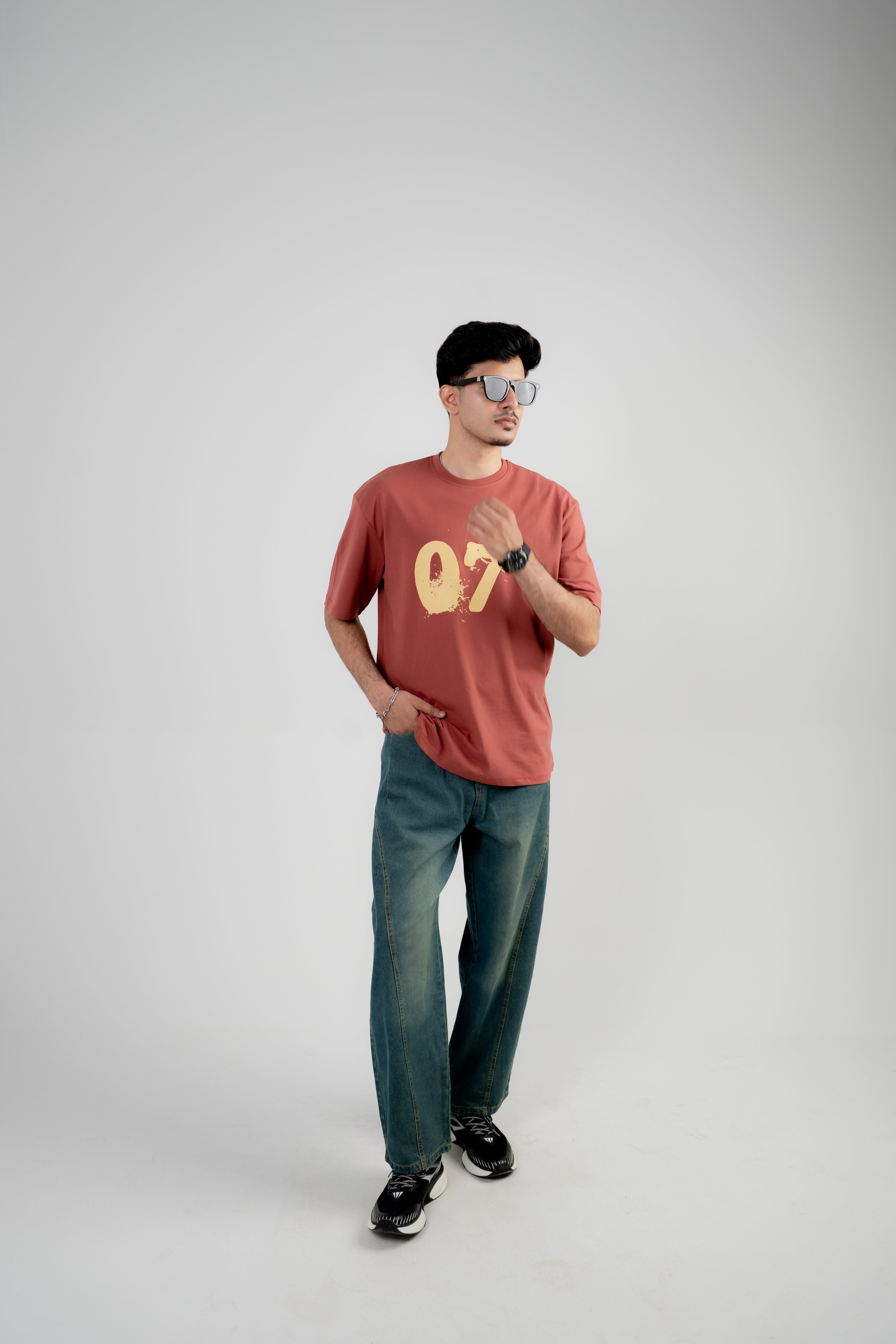 Men's Graphic T-Shirt – Barn Red