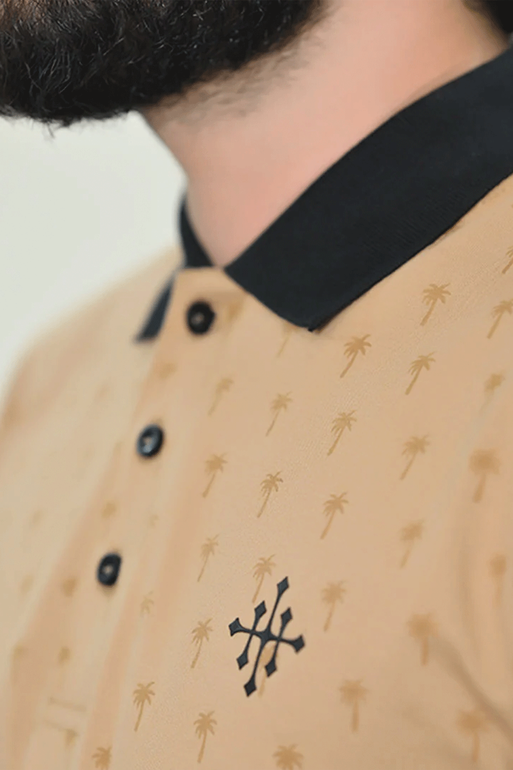 Men Graphic Collar T Shirt – Beige