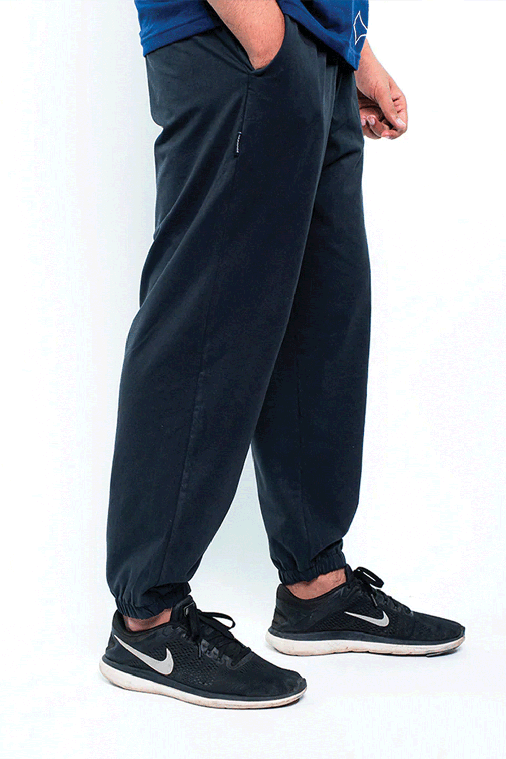 Men Loose Fit Trousers - Black