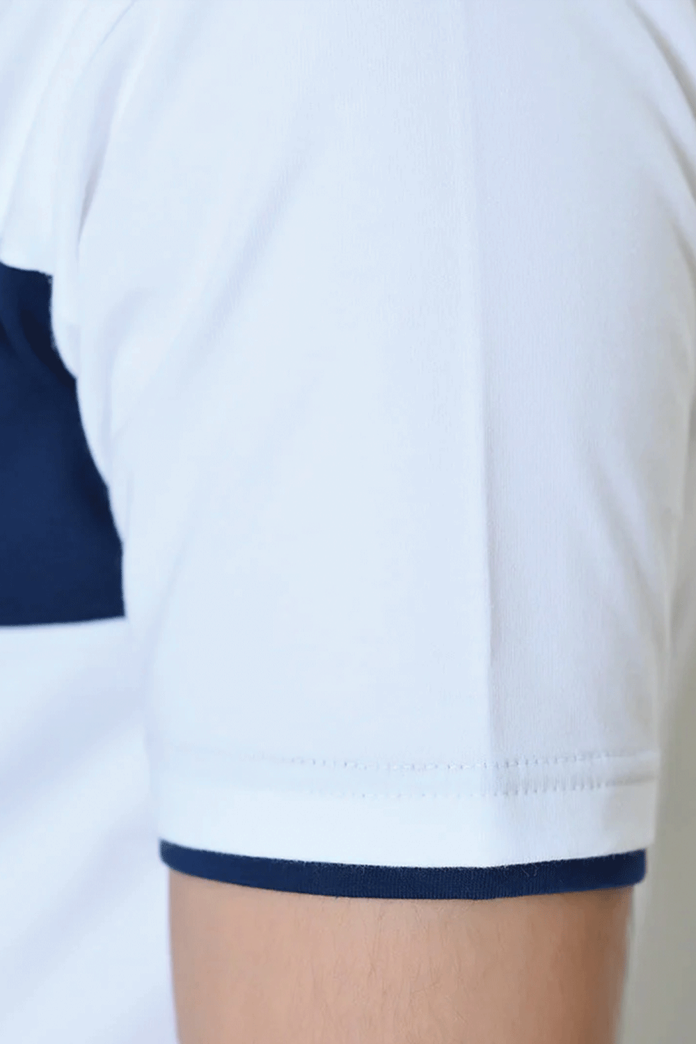 Men Round Neck T Shirt - White