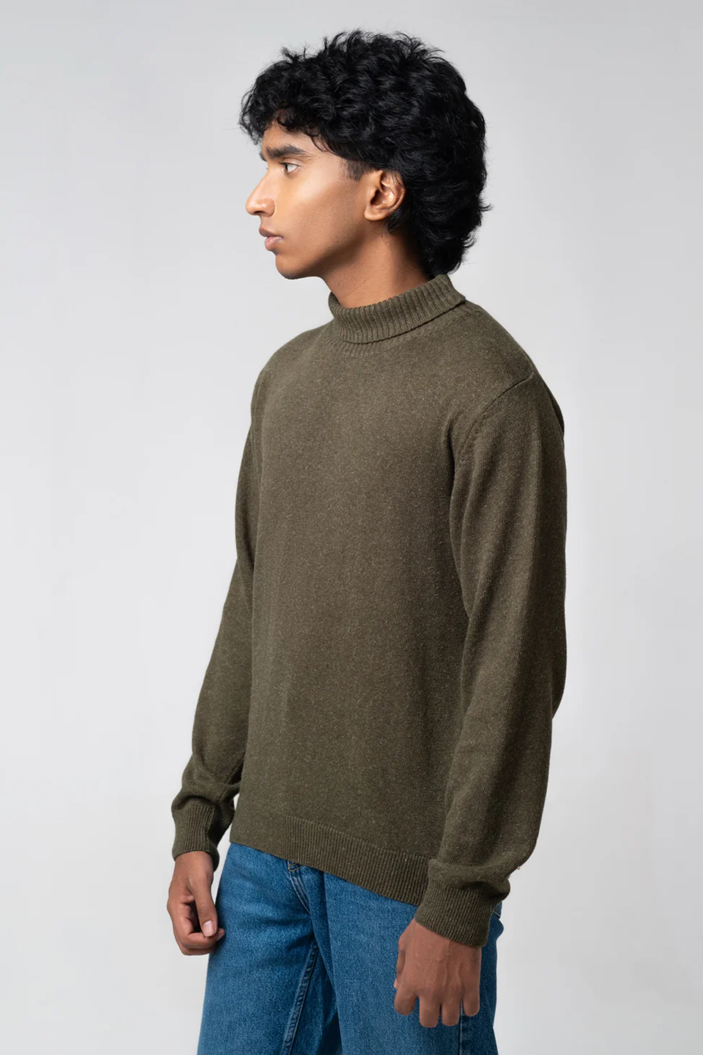 Men’s Turtle Neck Sweater - Olive