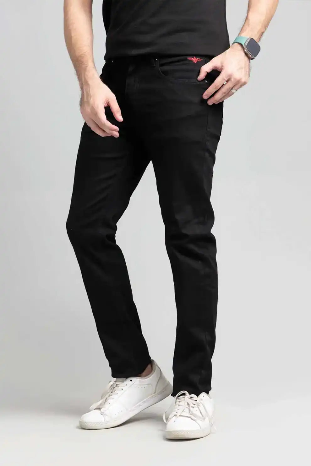 Men’s black carrot fit denim jeans