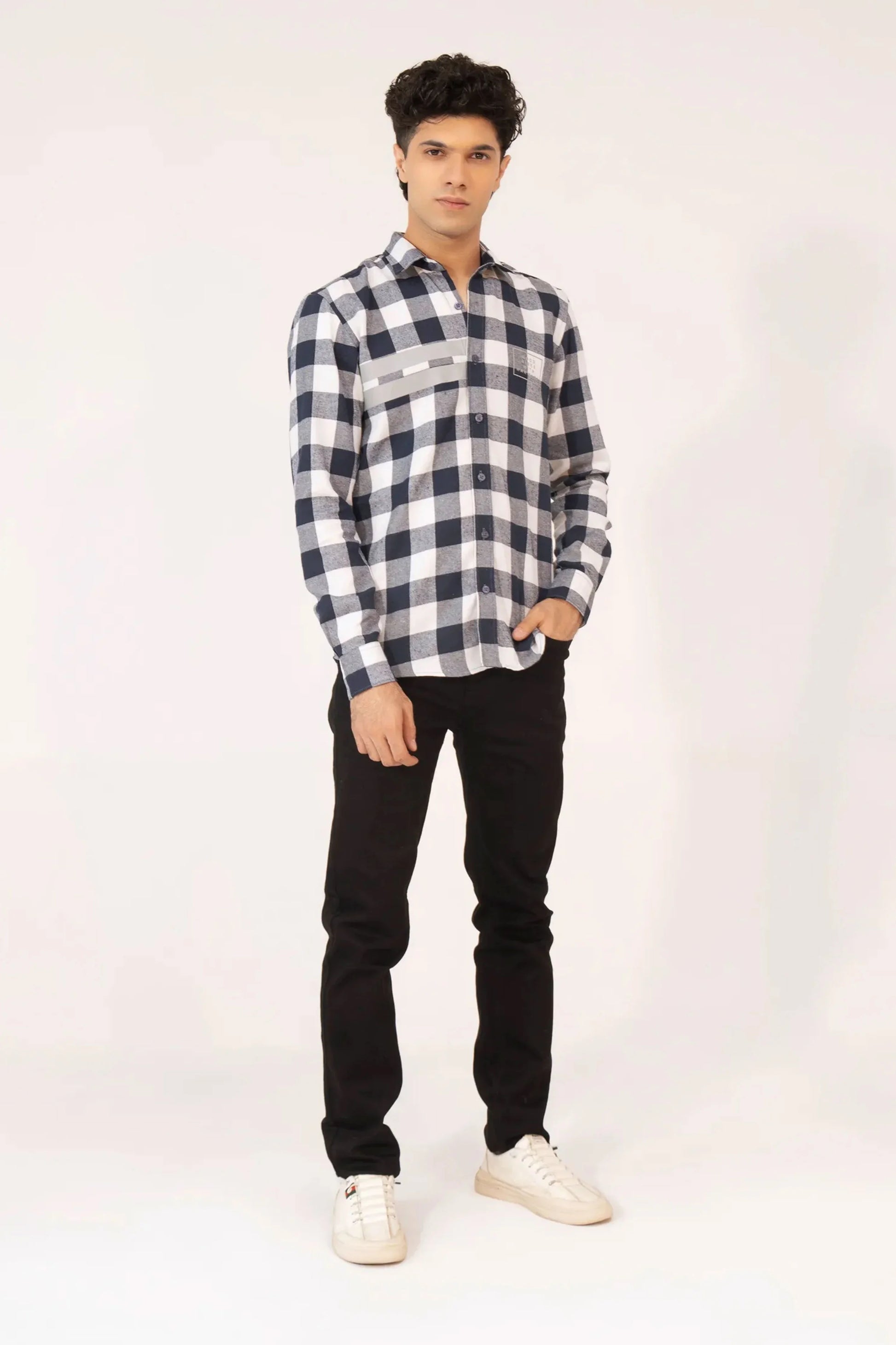 Men’s checkered casual dress shirt