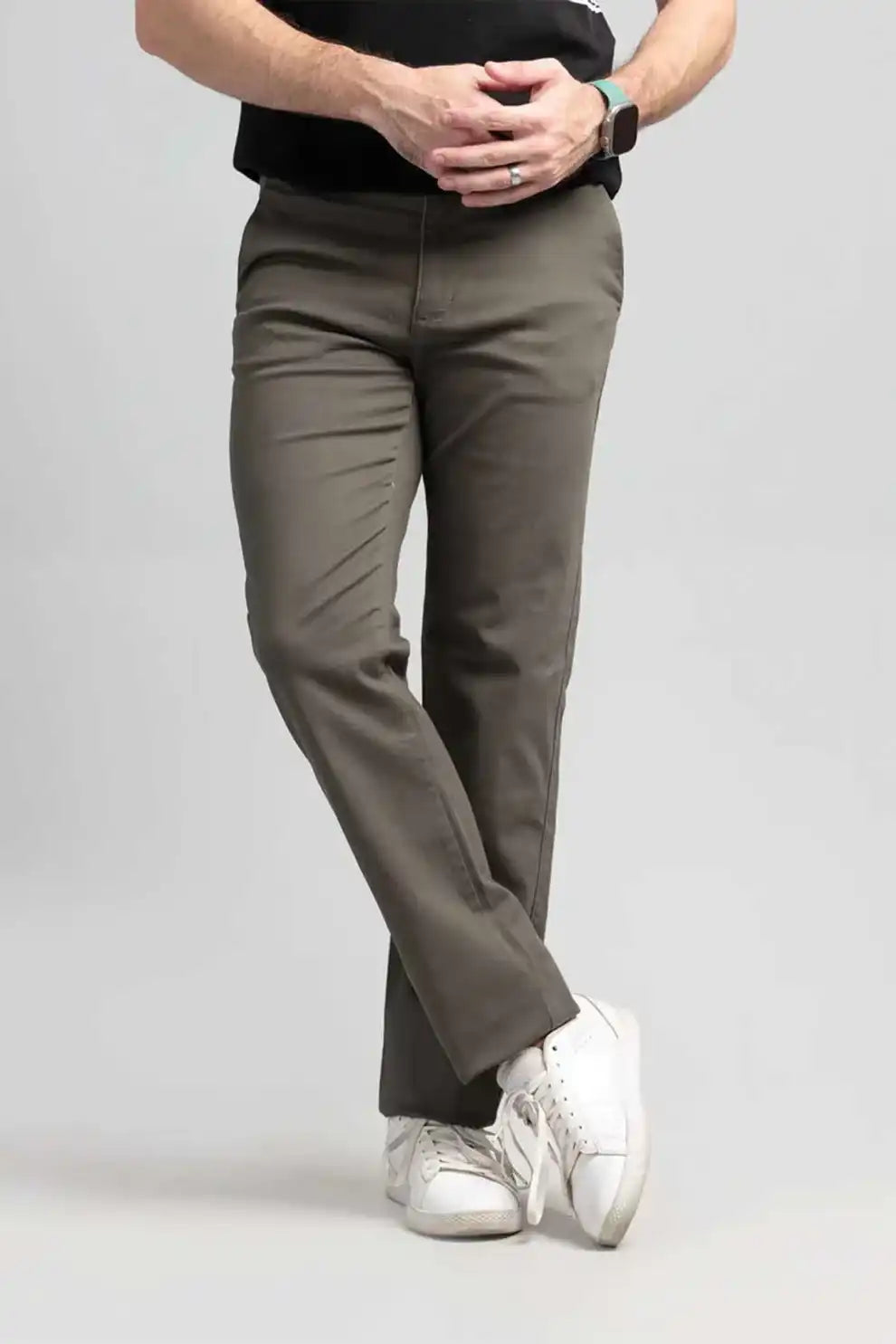 Men’s olive elasticated chino trousers