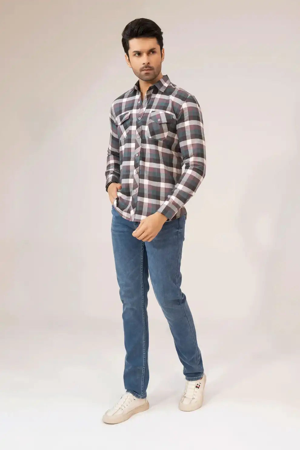 Men’s stylish checkered casual dress shirt